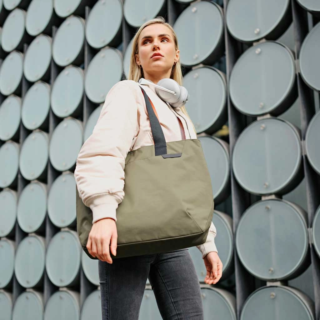 Elements Tote