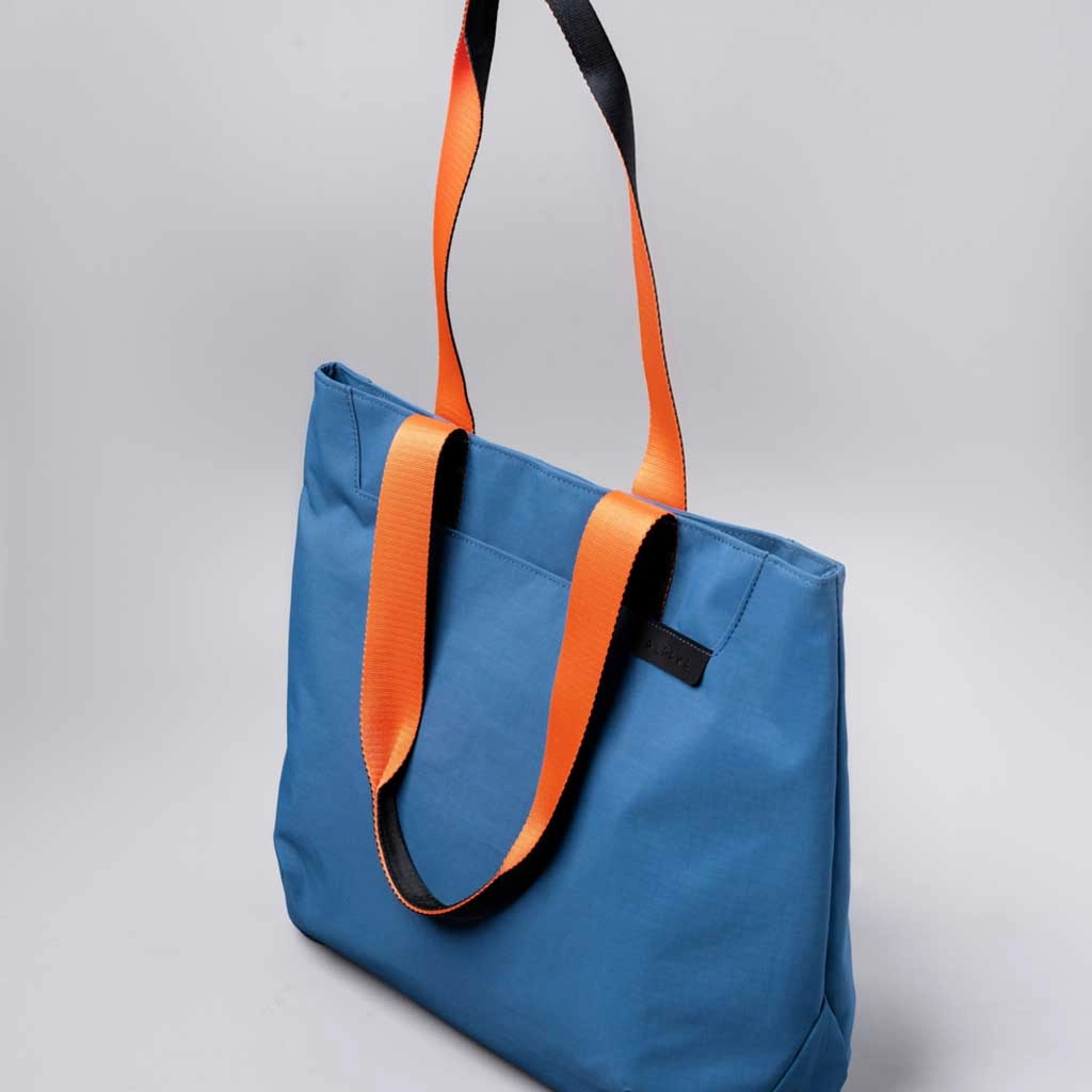 Elements Tote