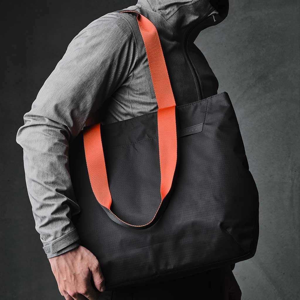Elements Tote