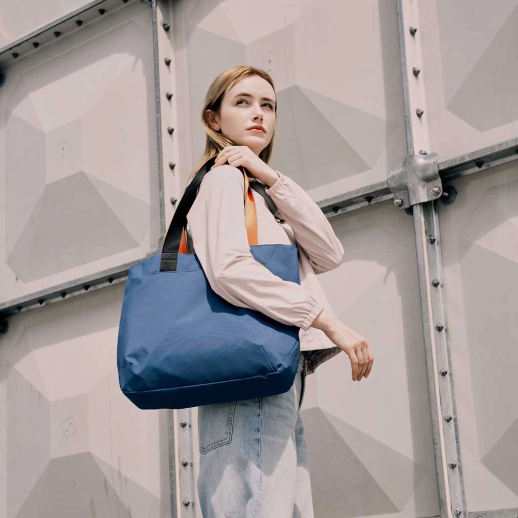 Elements Tote