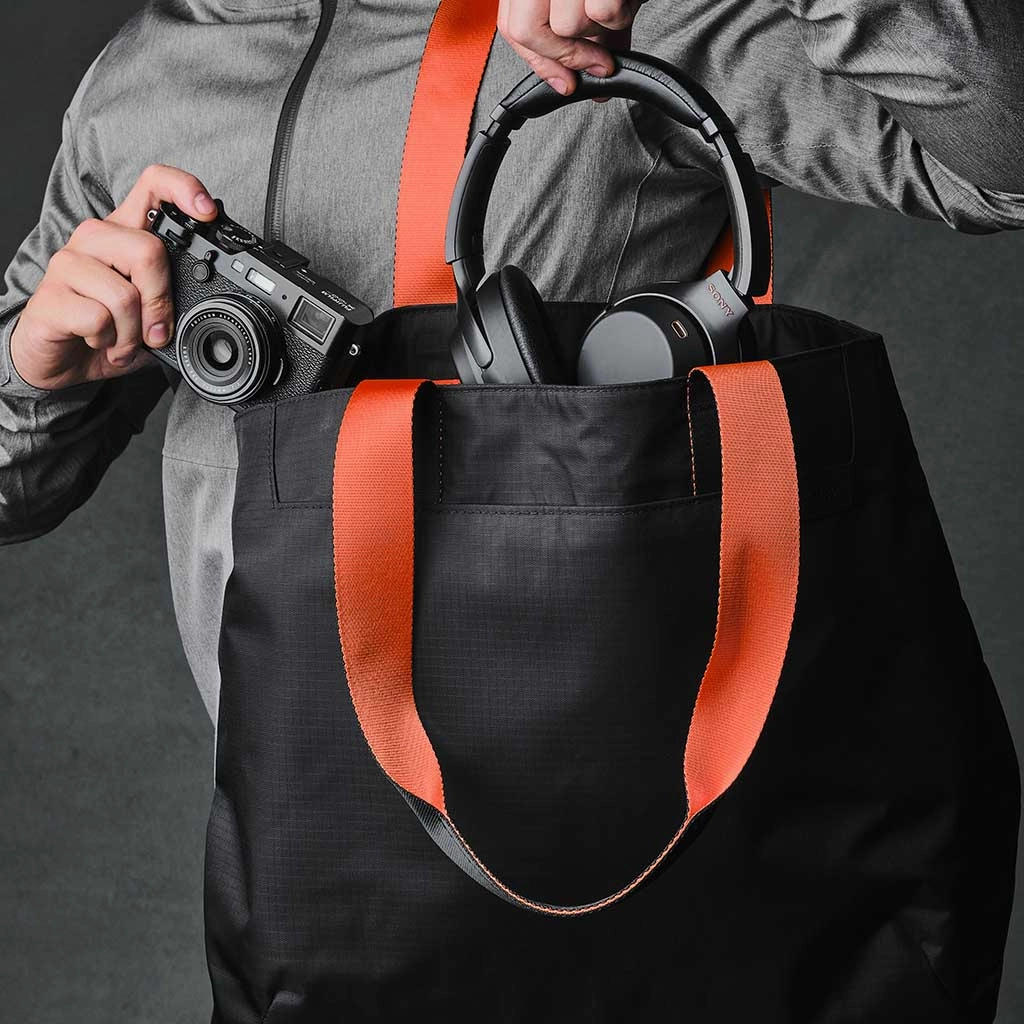 Elements Tote