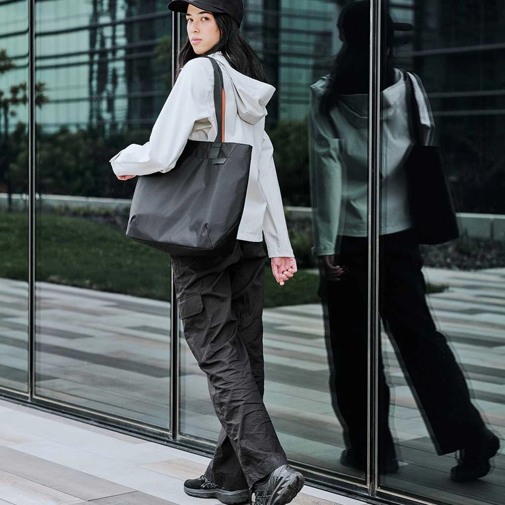 Elements Tote