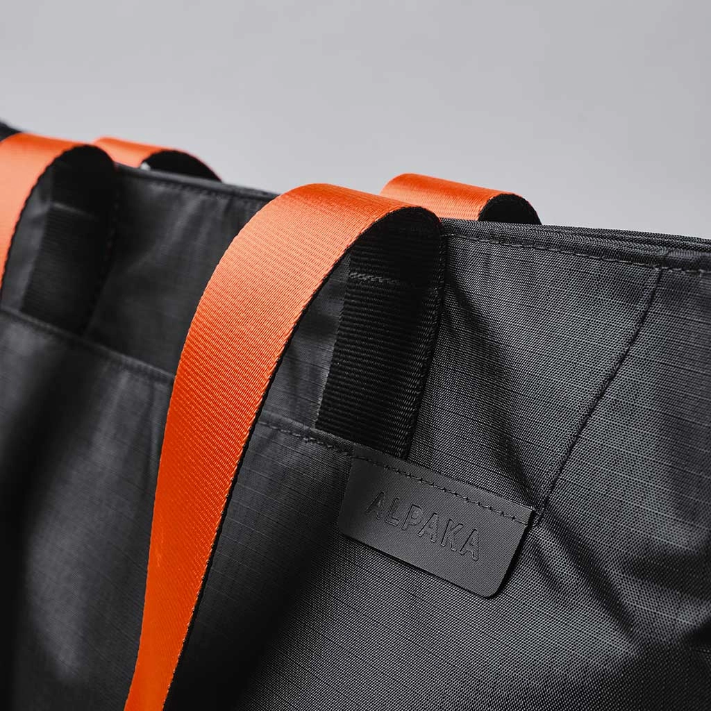 Elements Tote