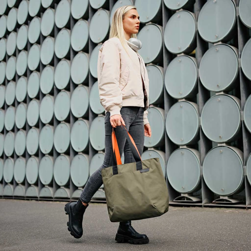 Elements Tote