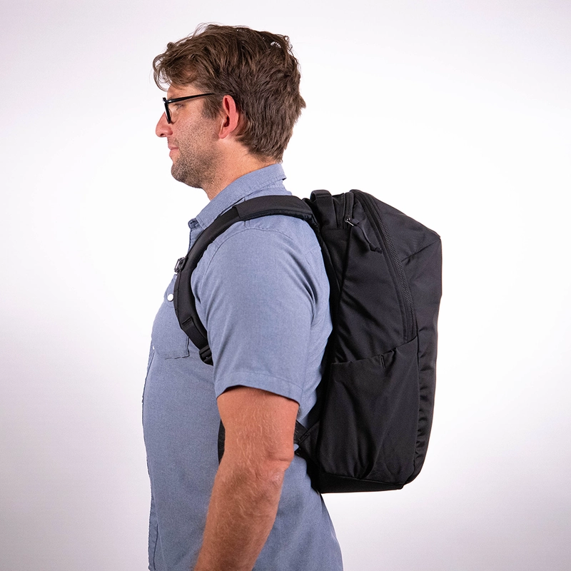 Evergoods Civic Half Zip 22L (CHZ) - Previous Version