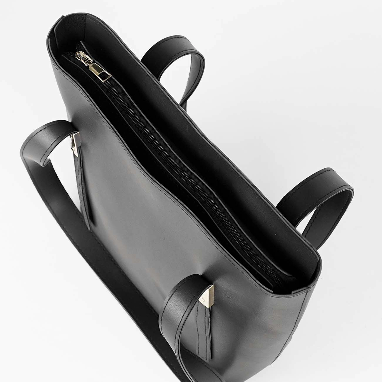 Falcon tote Bag black