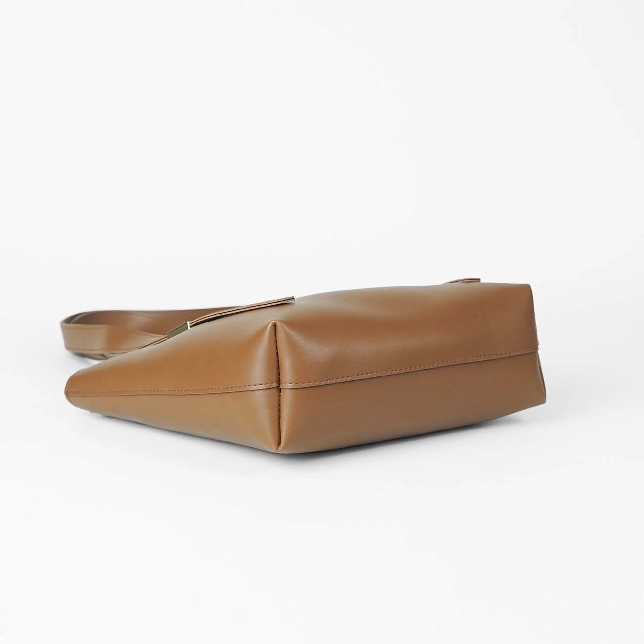 Falcon tote Bag brown