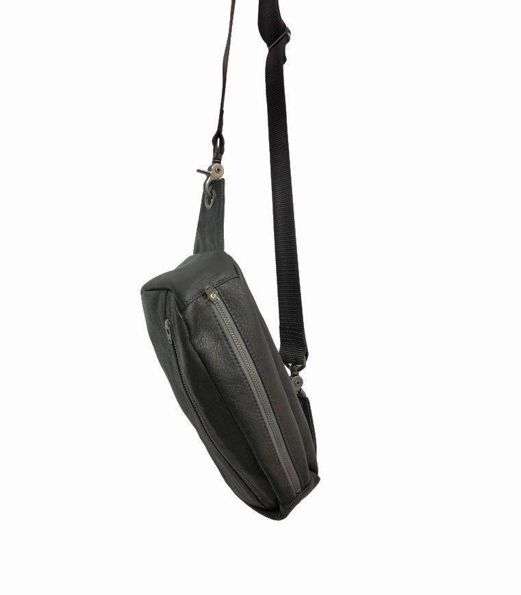 fanny pack/crossbody