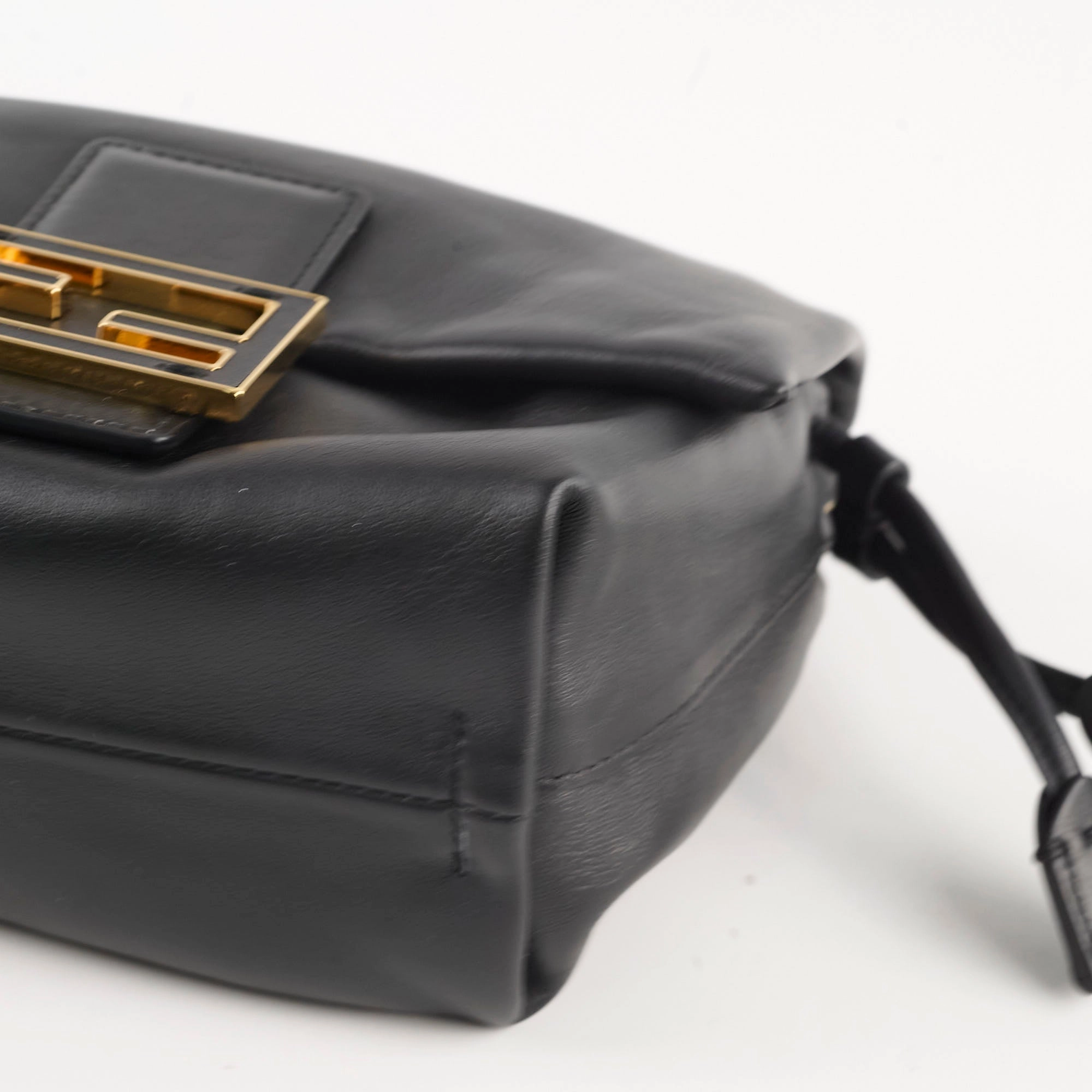 Fendi Mamma Baguette Bag Small