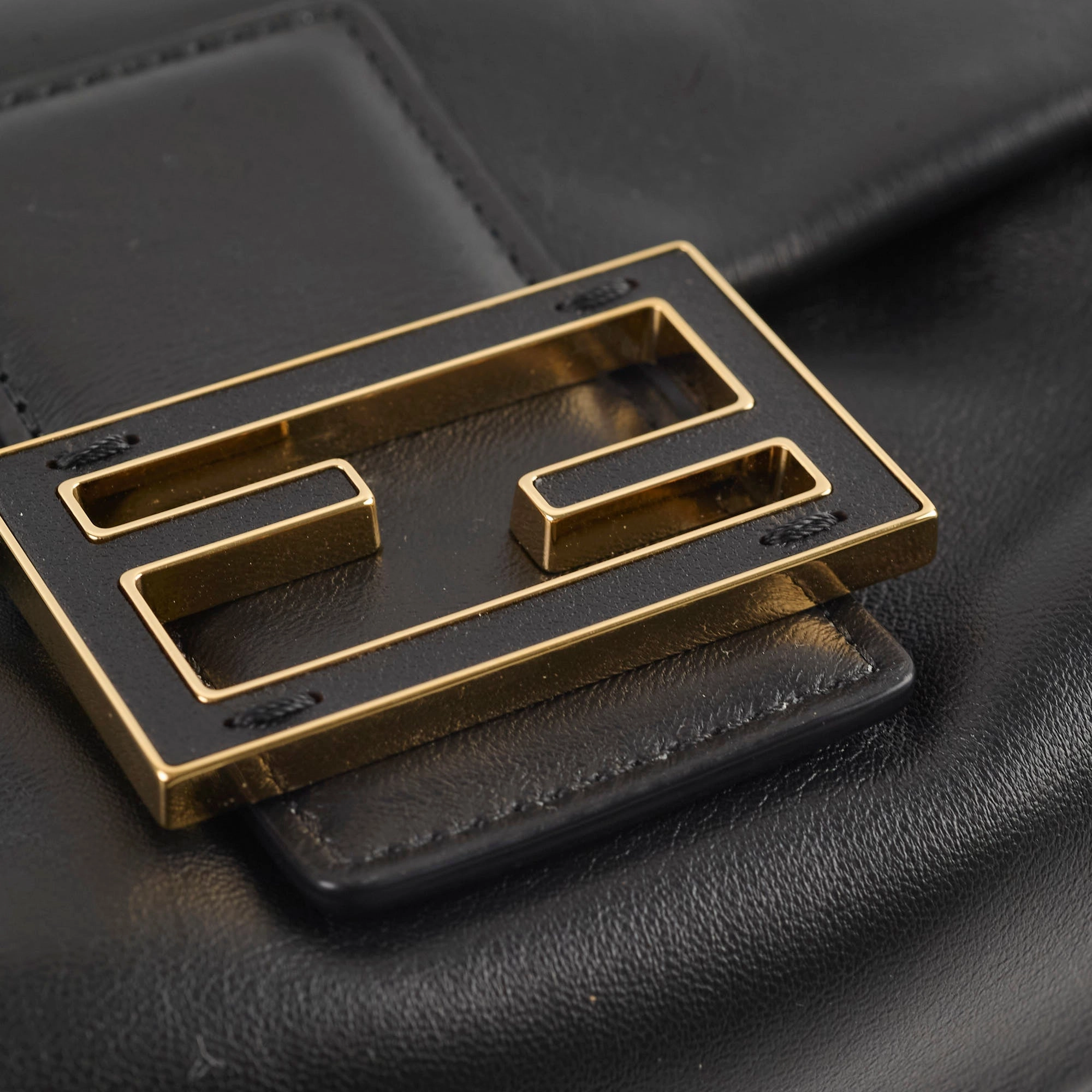 Fendi Mamma Baguette Bag Small