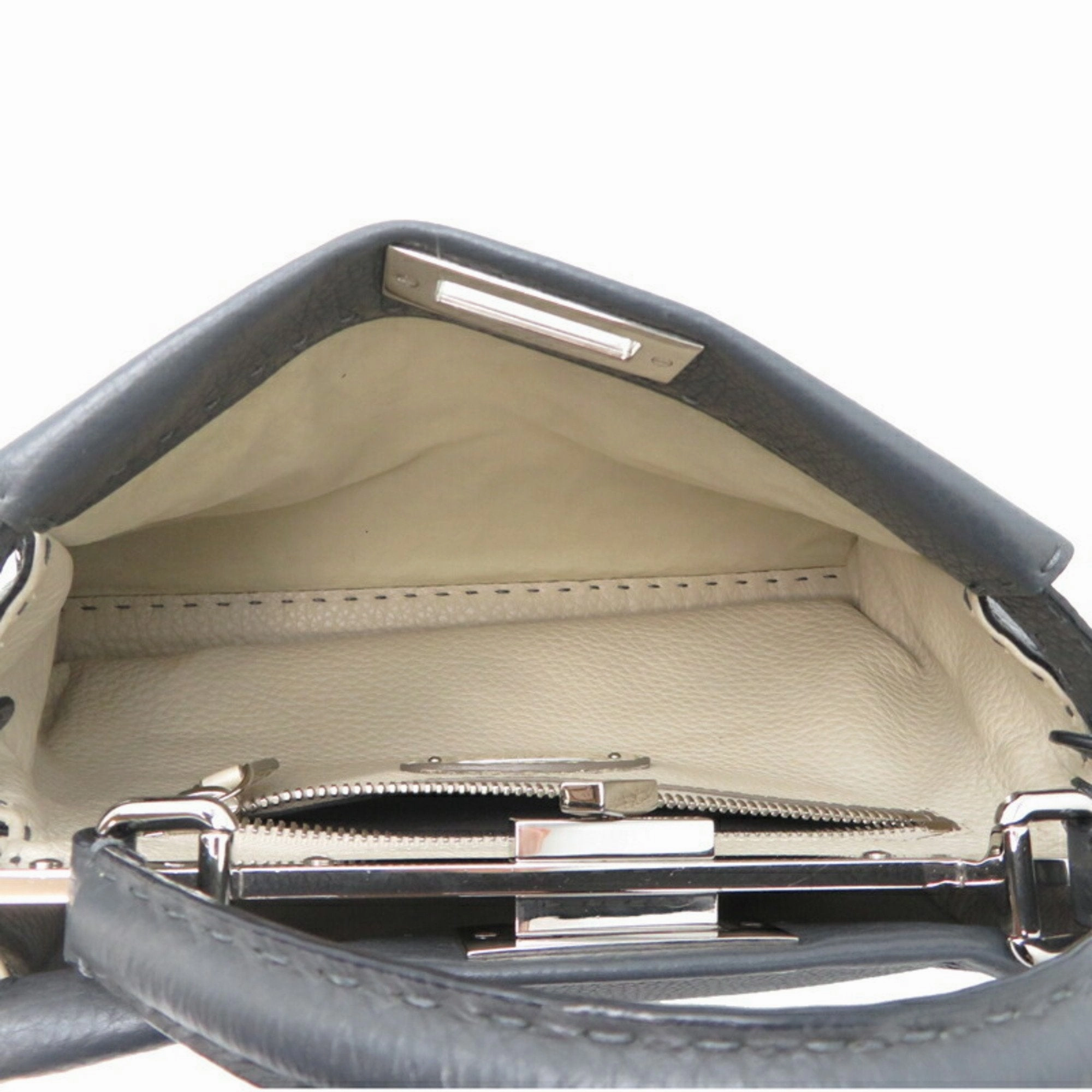 Fendi Peekaboo Leather Handbag (Pre-Owned)