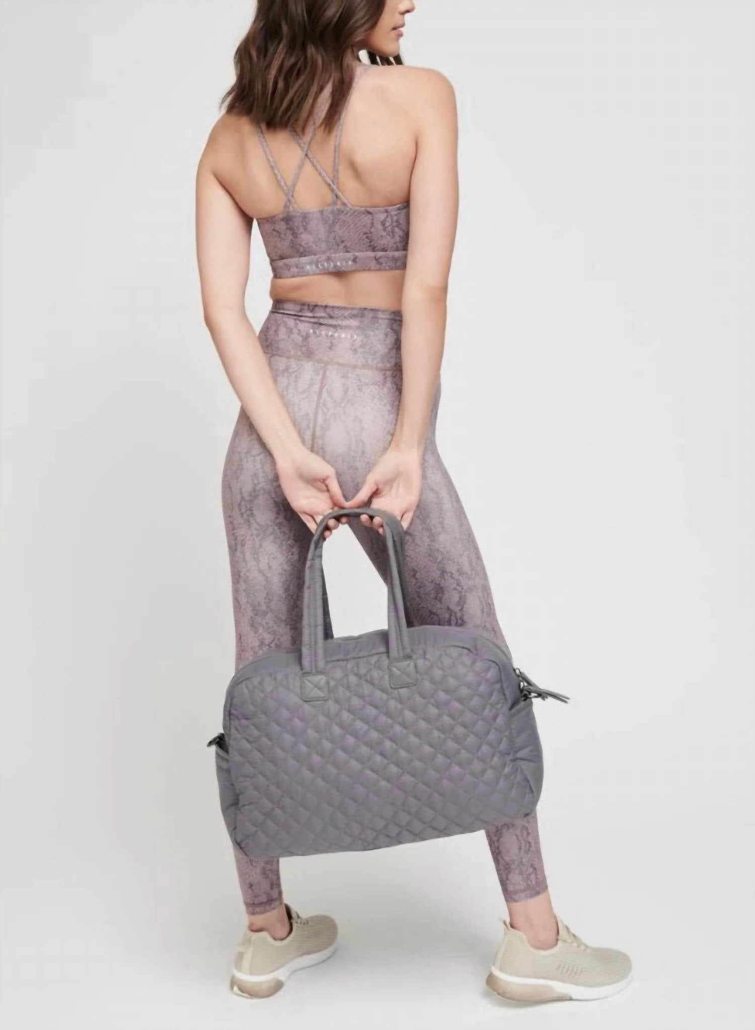 Getaway Duffle Bag In Taupe Gray