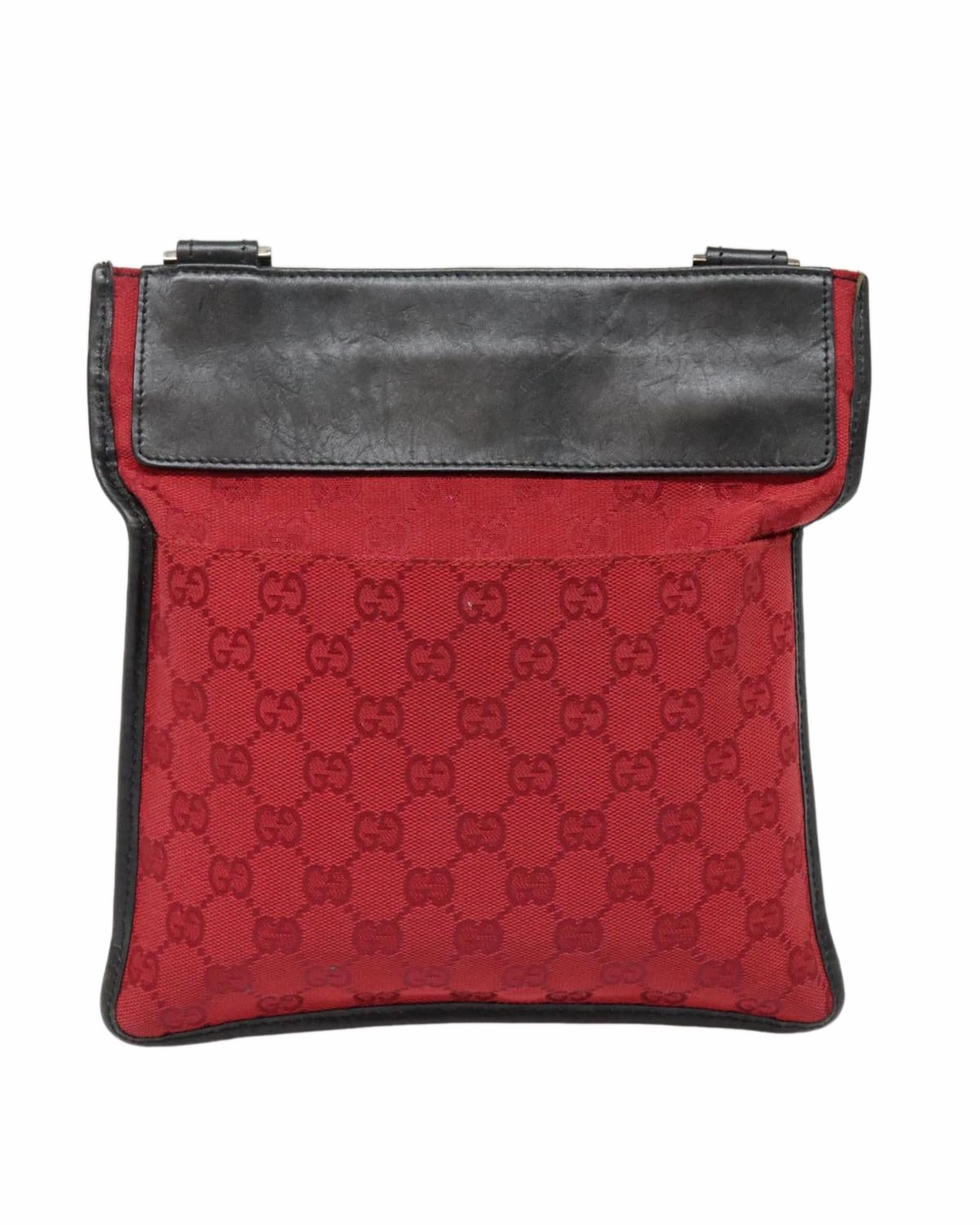 GG Canvas Shoulder Bag in Canvas Material