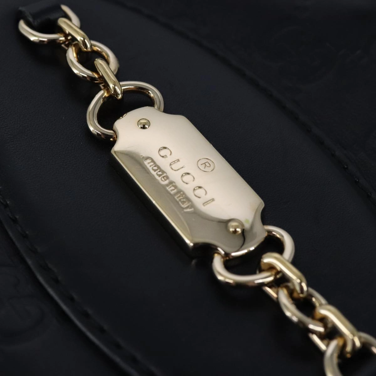 GG Marmont Leather Shoulder Bag