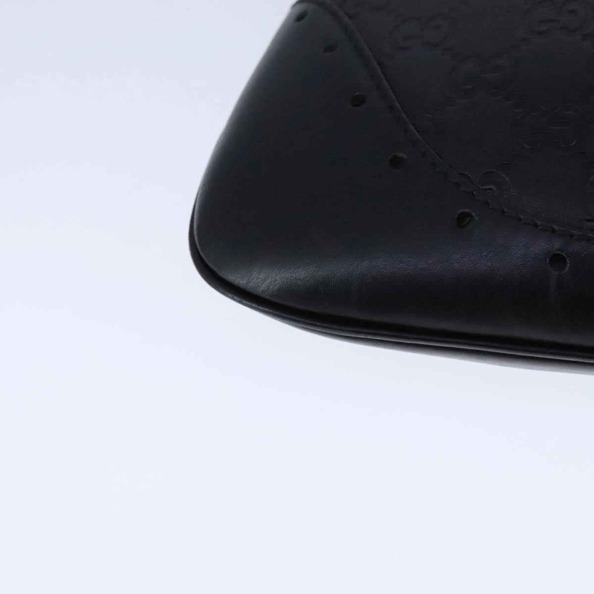 GG Marmont Leather Shoulder Bag