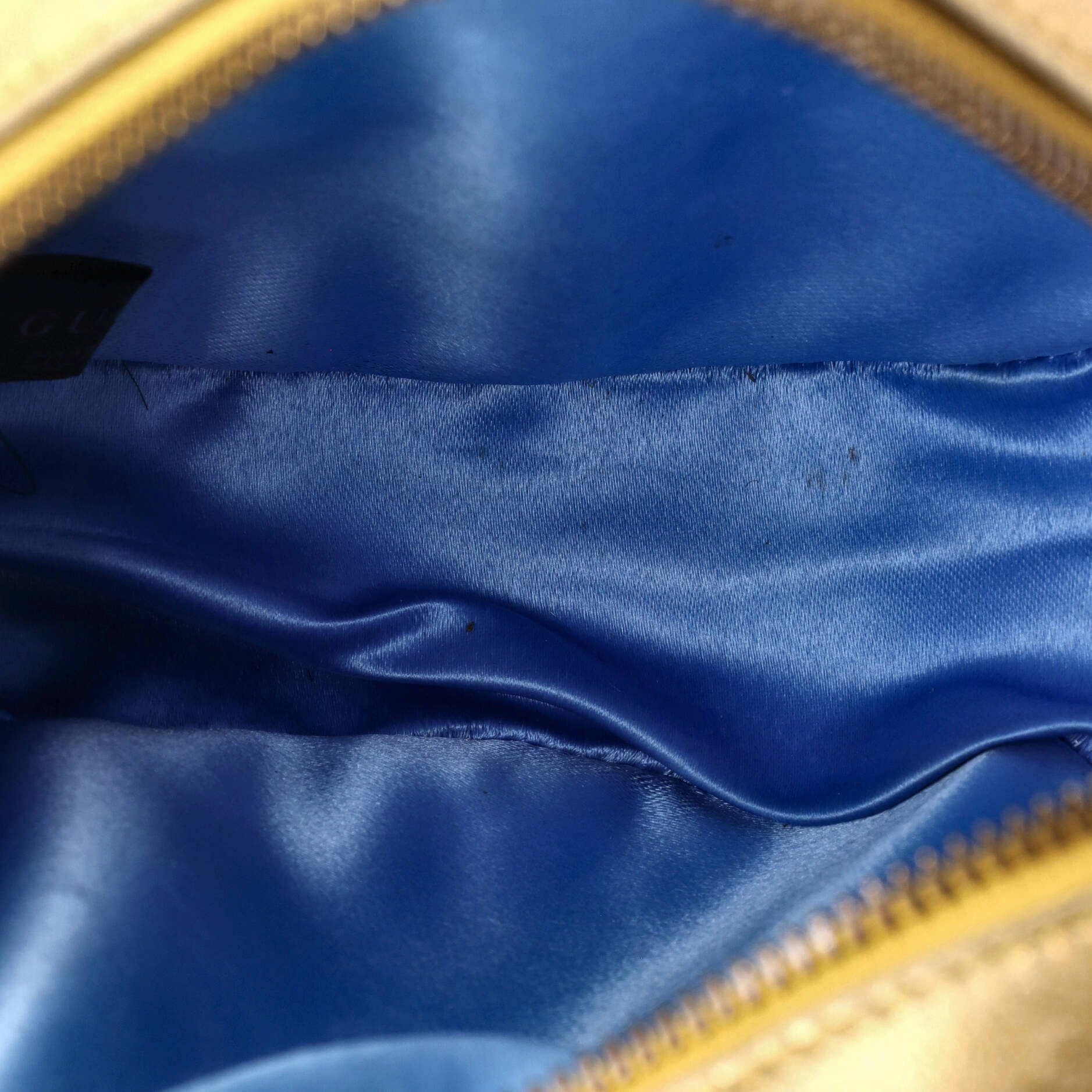 GG Marmont Round Shoulder Bag Matelasse Leather Mini