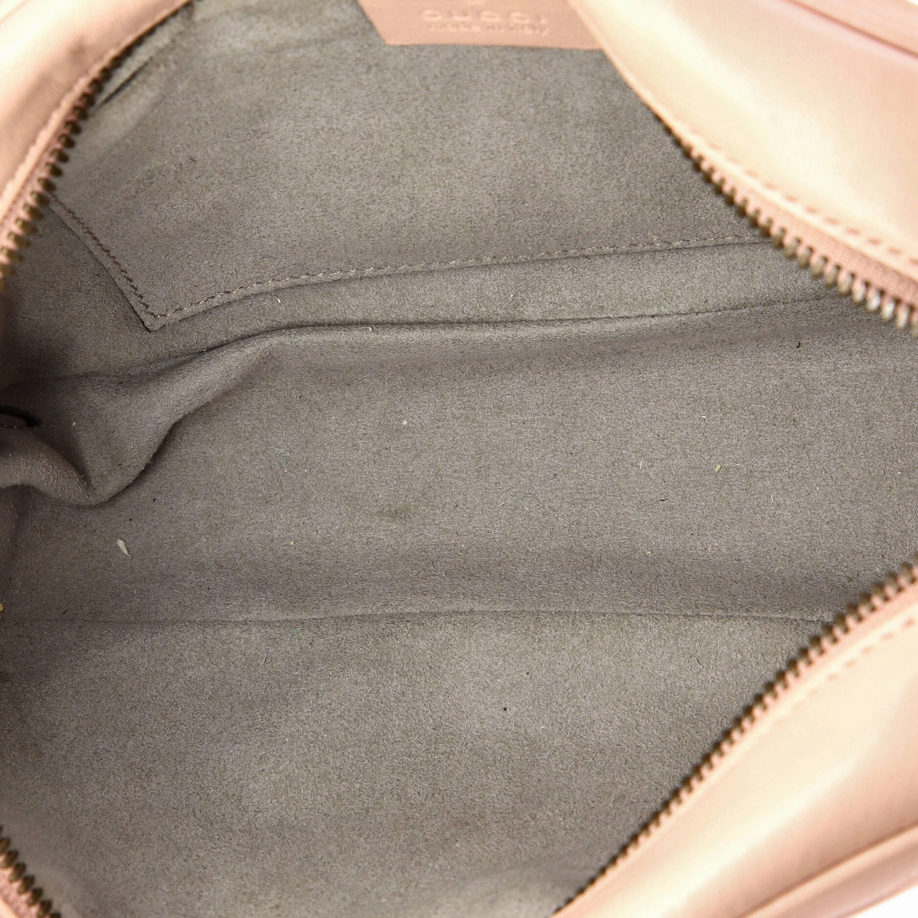 GG Marmont Shoulder Bag Matelasse Leather Small