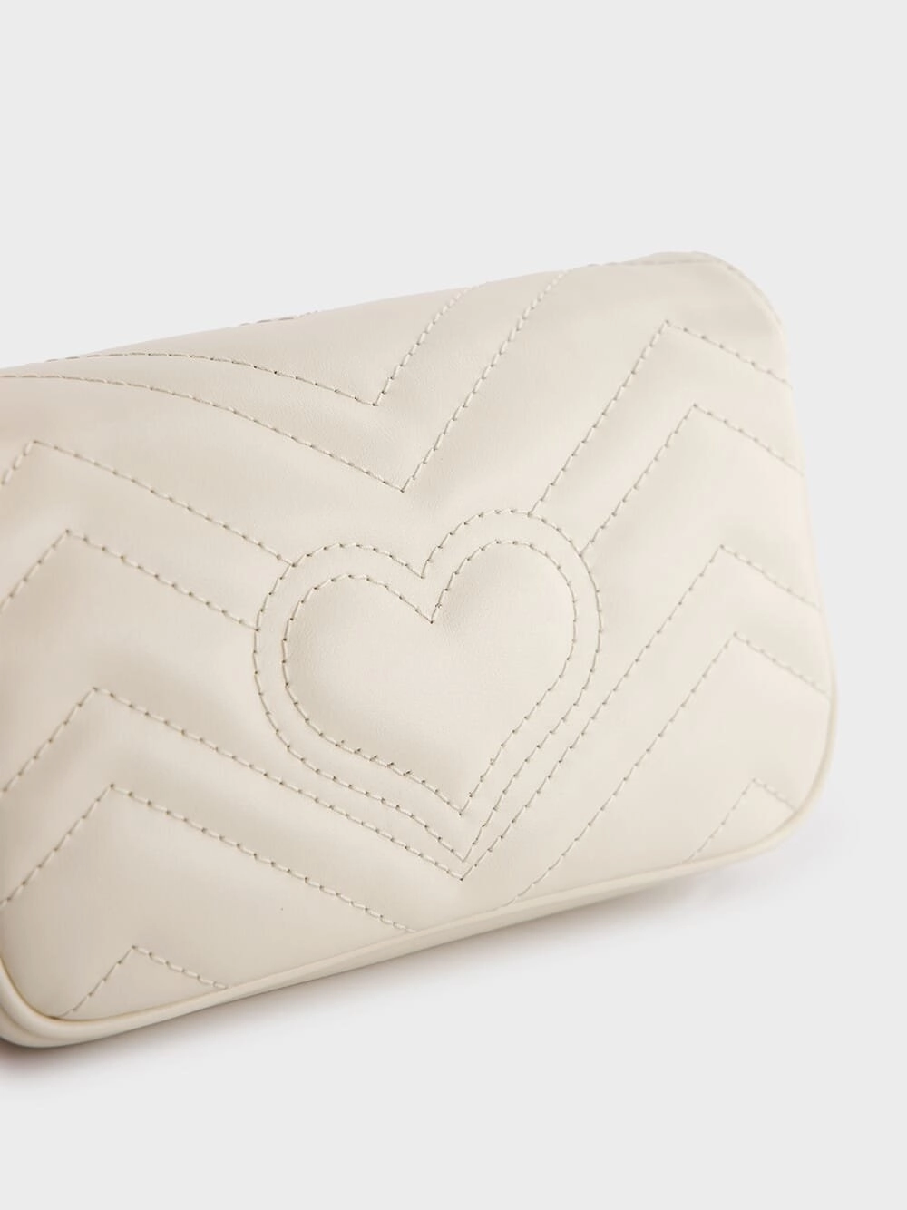 GG Marmont Super Mini Bag