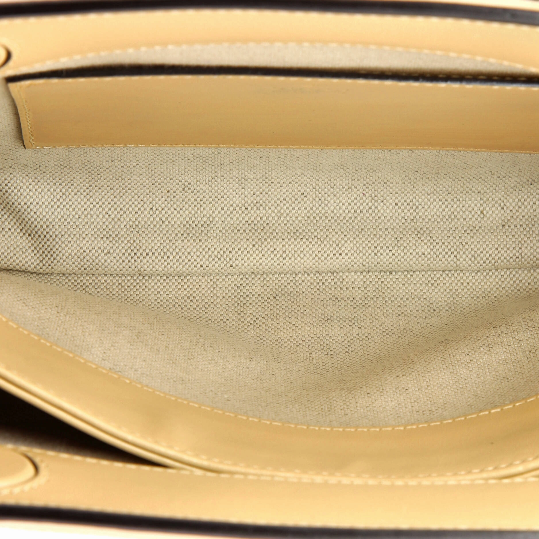 GG Shoulder Bag GG Matelasse Leather Small