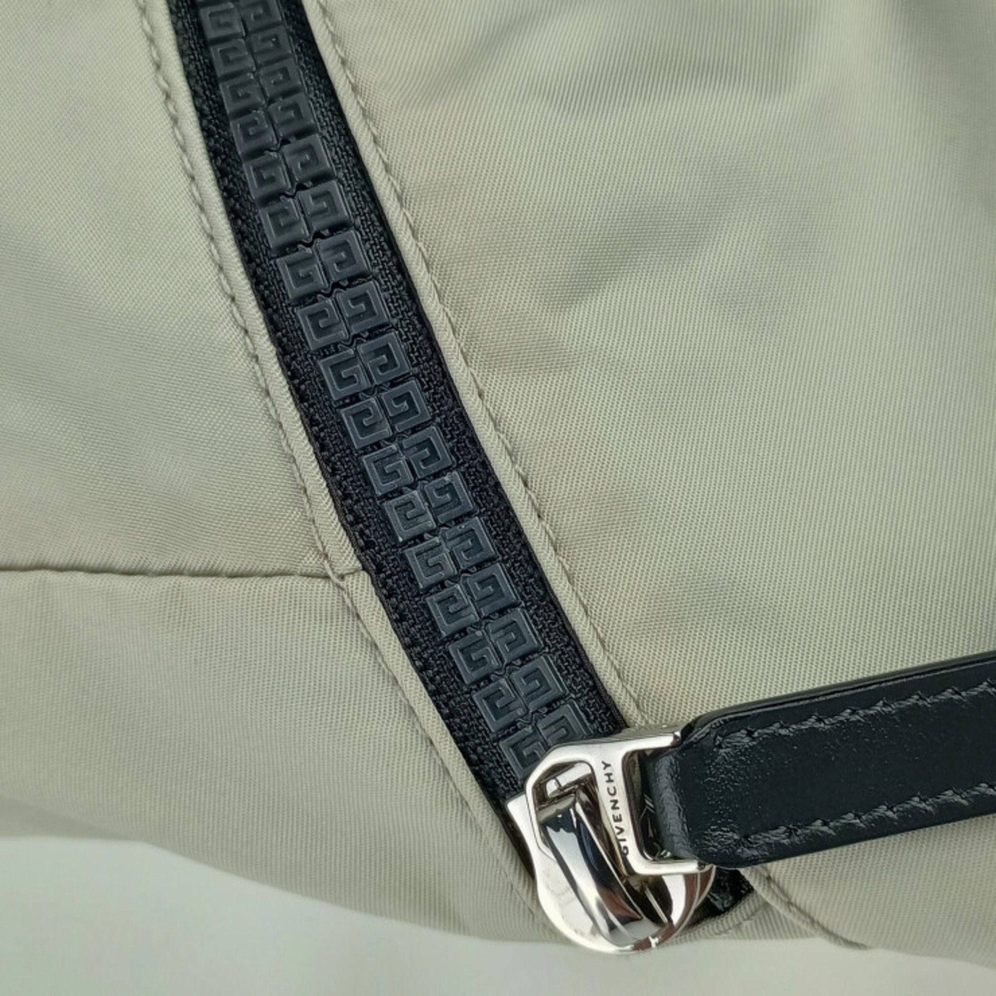 Givenchy Nylon Fanny Pack Shoulder Bag Sling Bag (Pre-Owned)
