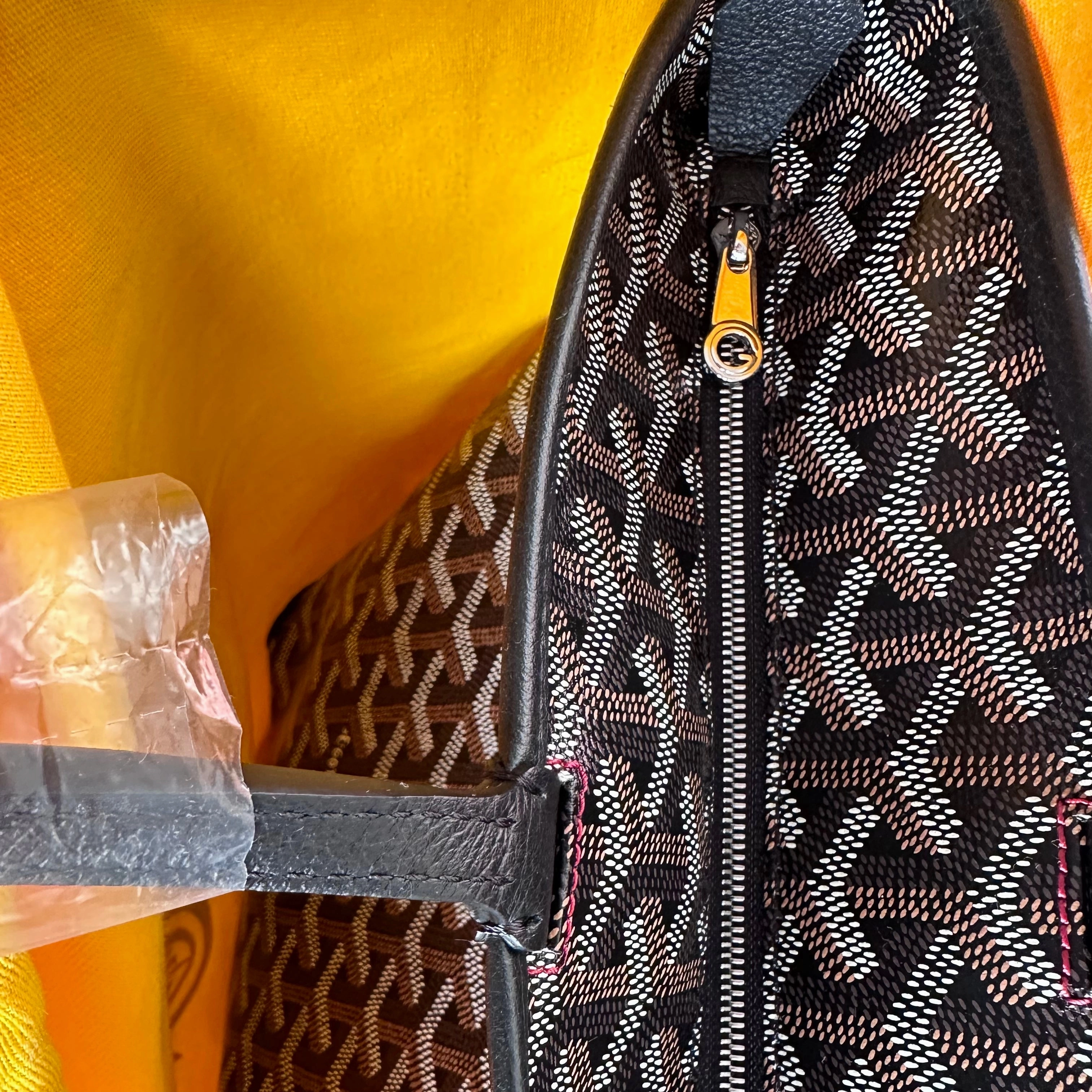 Goyard Artois PM - Black (NWT)