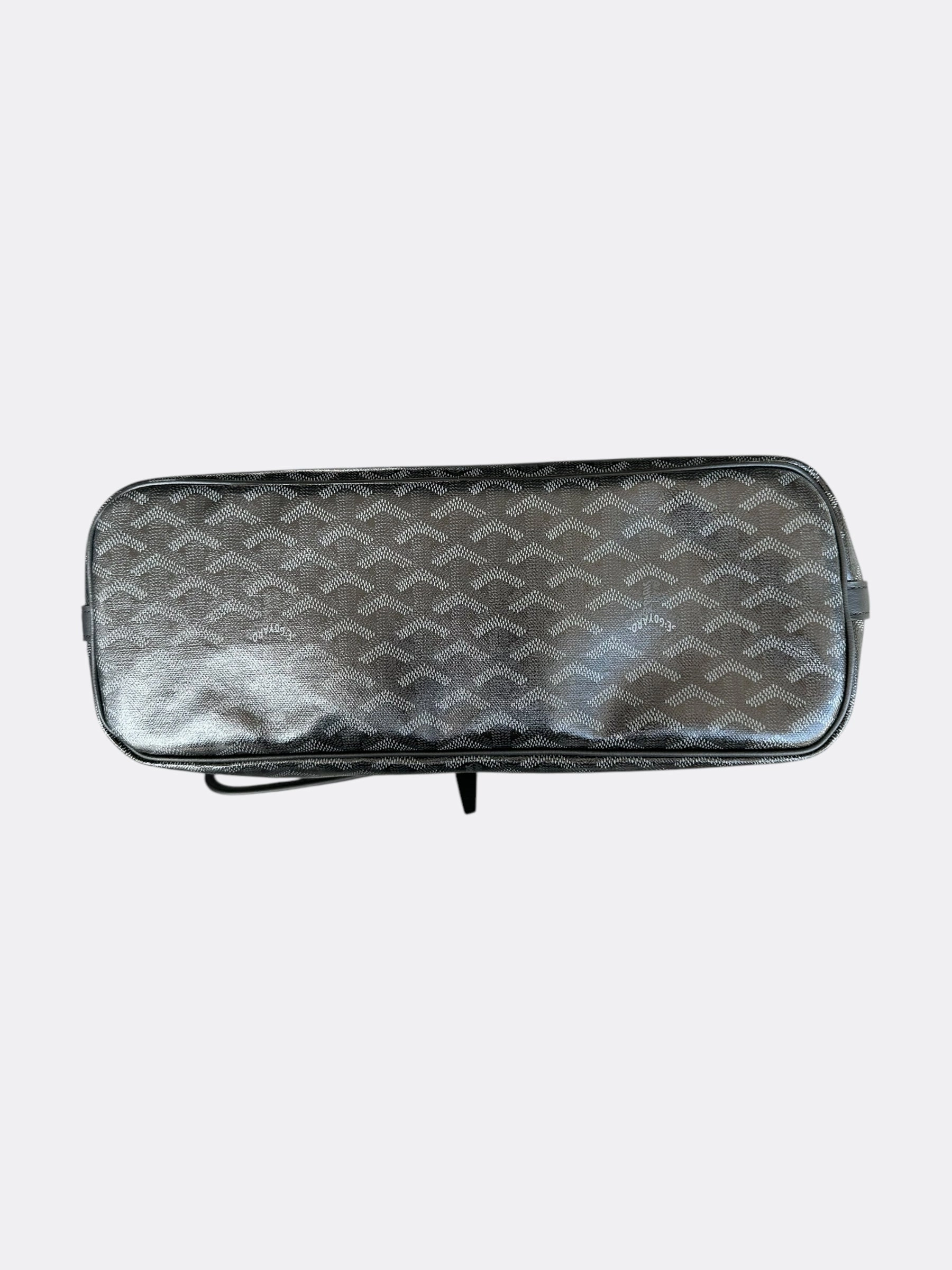 Goyard Jet Black Capetien MM Messenger Bag