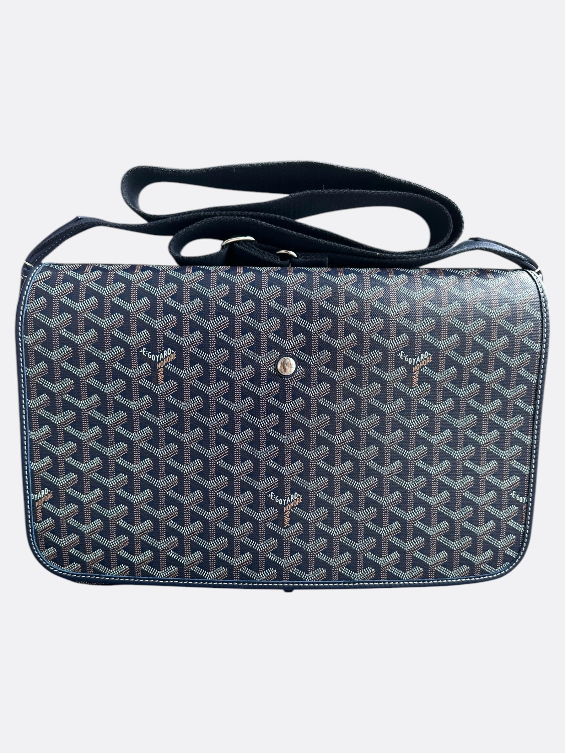 Goyard Navy Capetien MM Messenger Bag