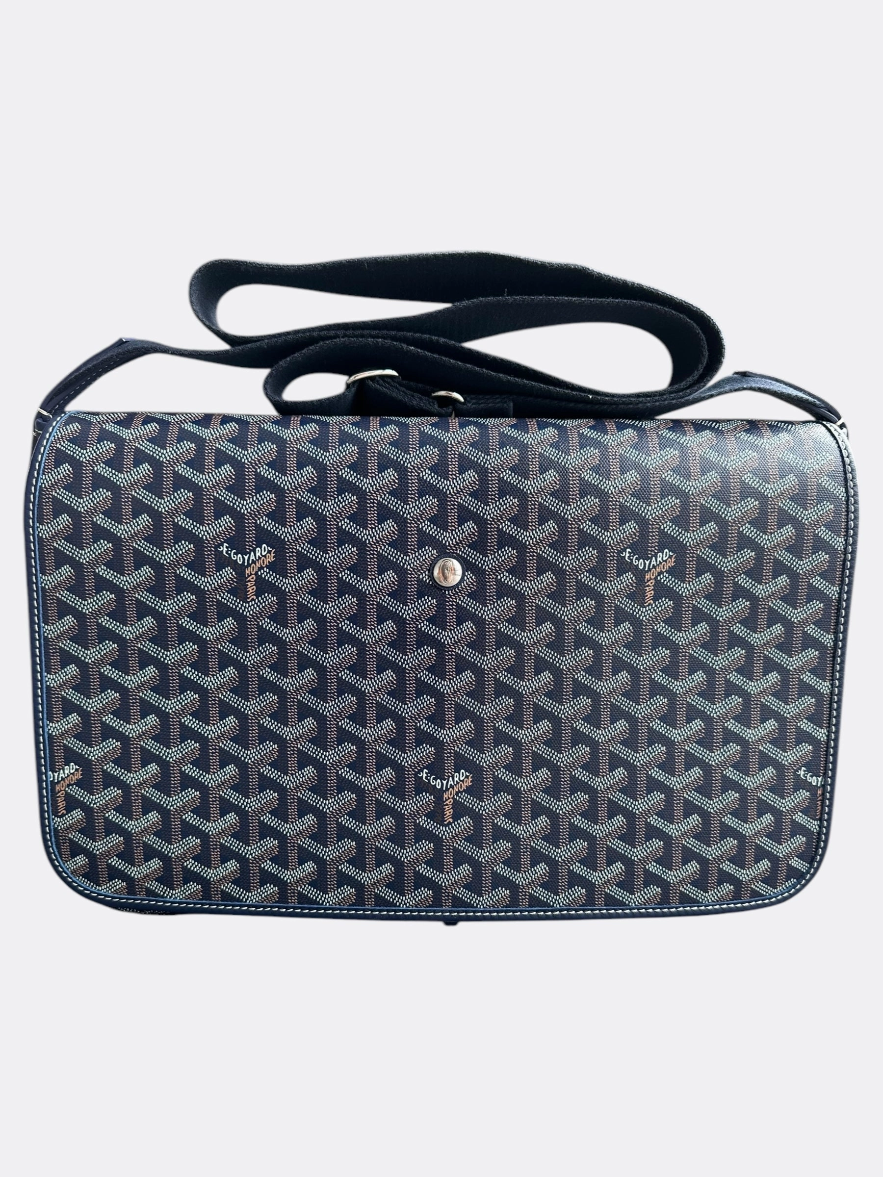 Goyard Navy Capetien MM Messenger Bag