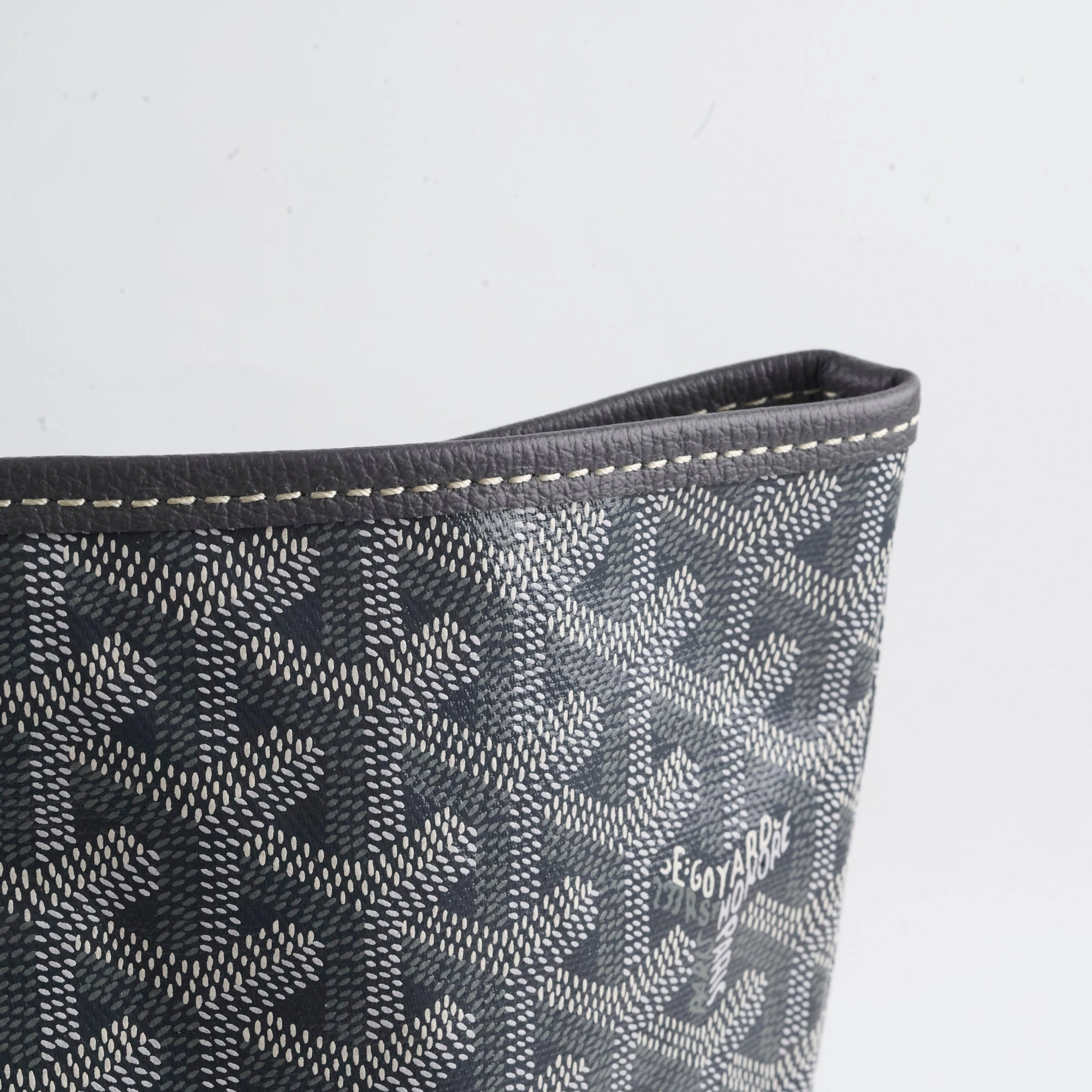 Goyard St Louis PM Grey Shoulder Bag