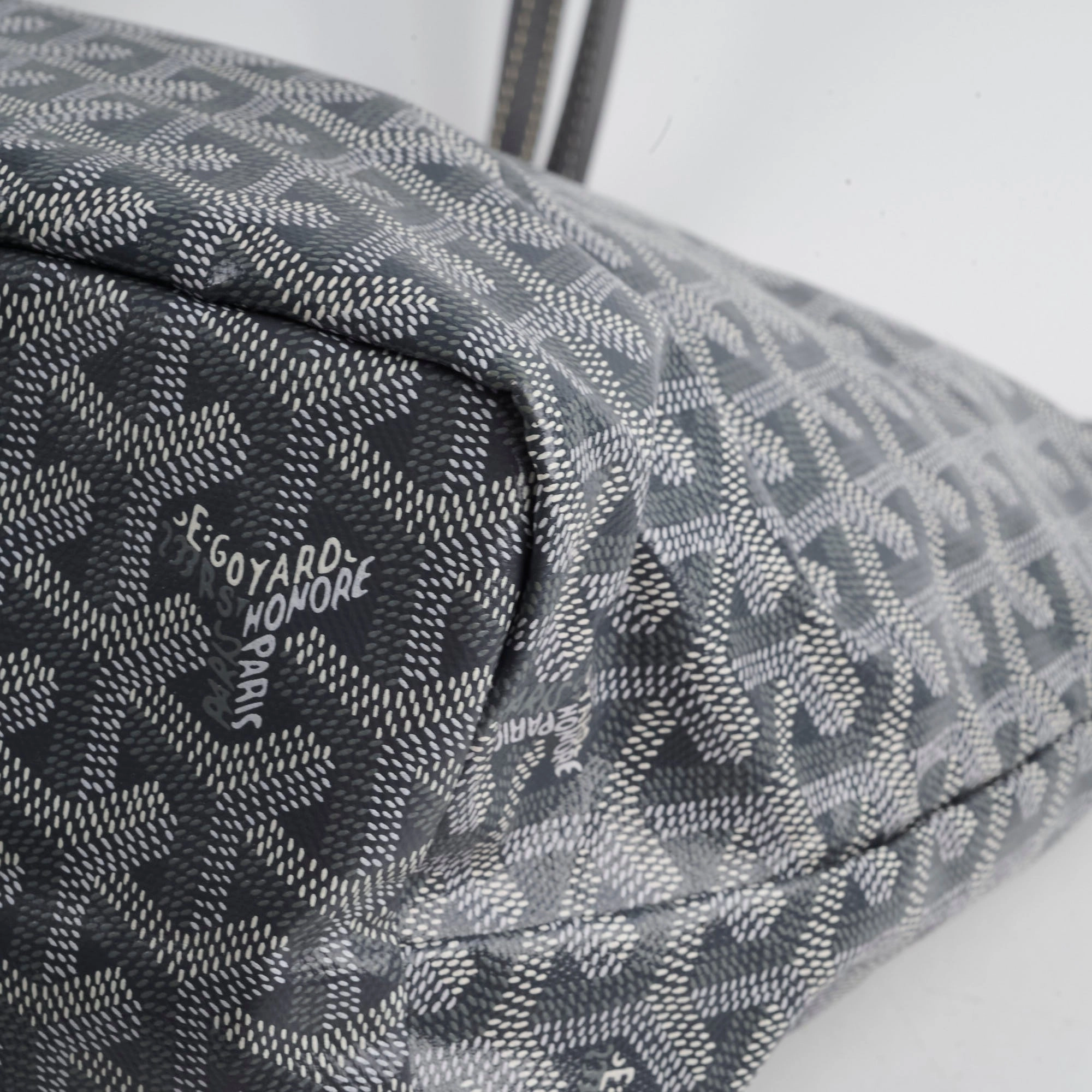 Goyard St Louis PM Grey Shoulder Bag