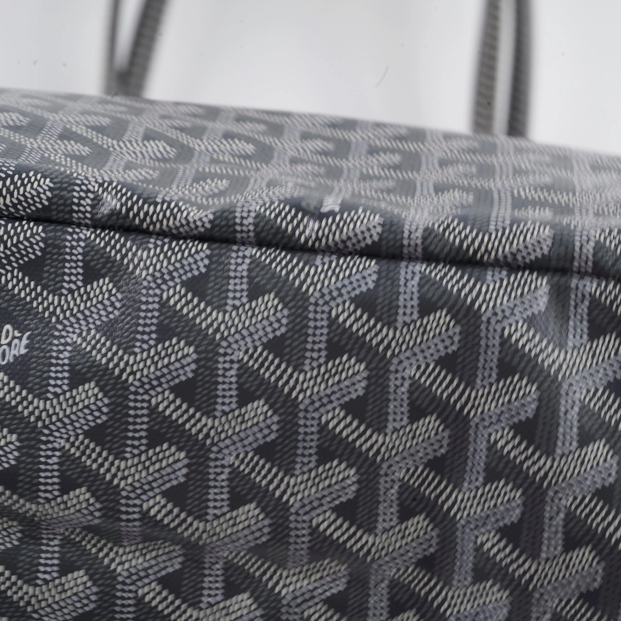 Goyard St Louis PM Grey Shoulder Bag