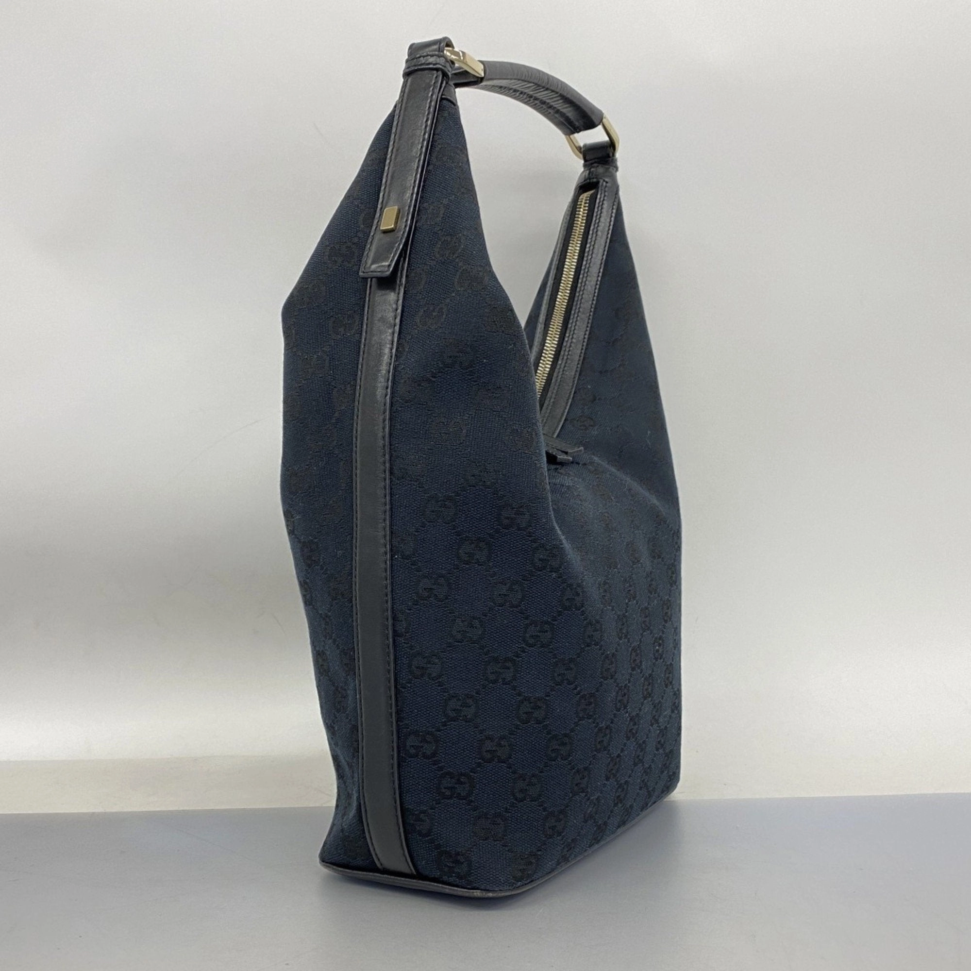 Gucci Black Canvas Shoulder Bag ()
