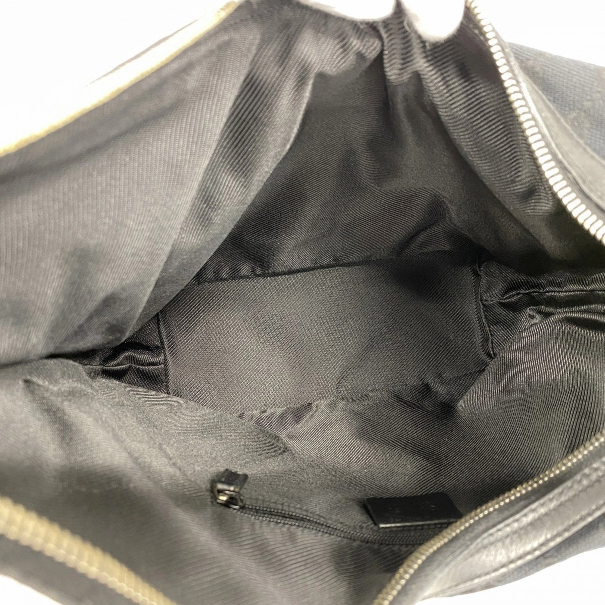 Gucci Black Canvas Shoulder Bag ()