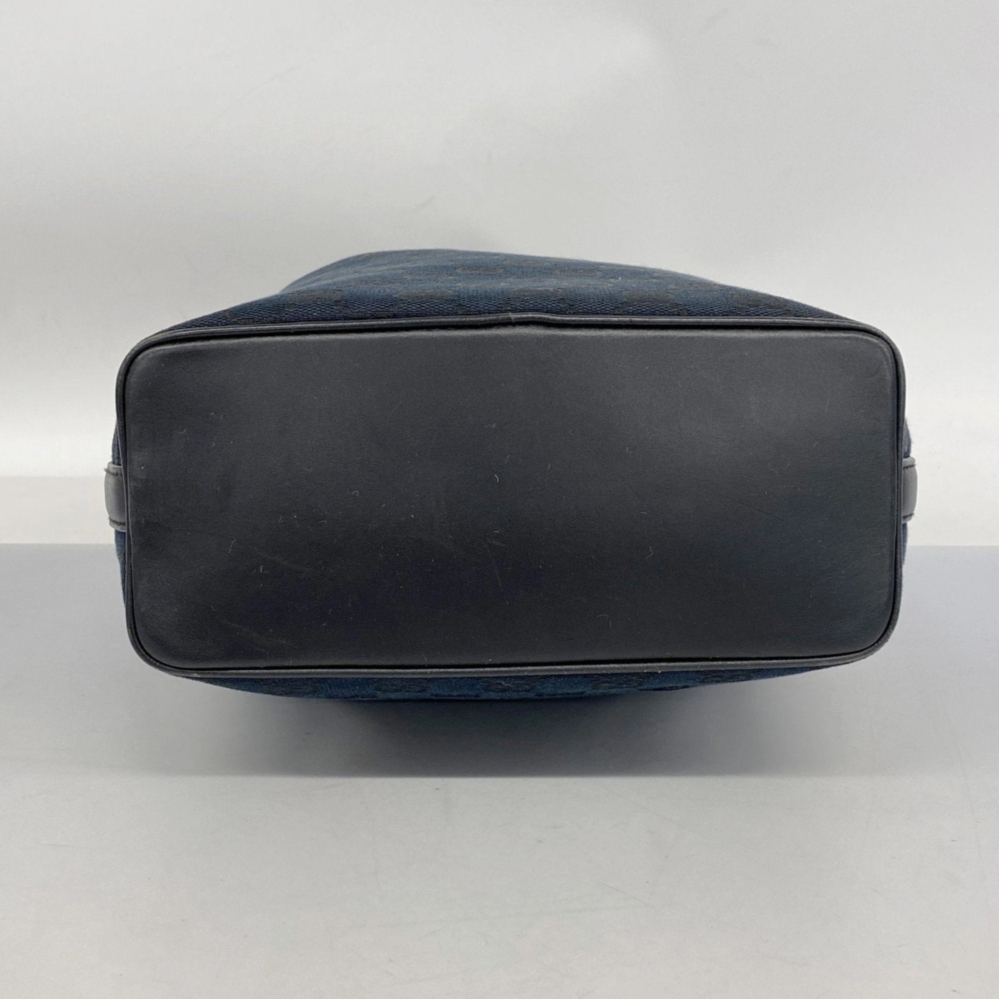 Gucci Black Canvas Shoulder Bag ()
