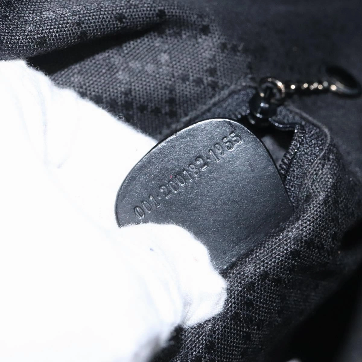 Gucci Black Canvas Shoulder Bag ()