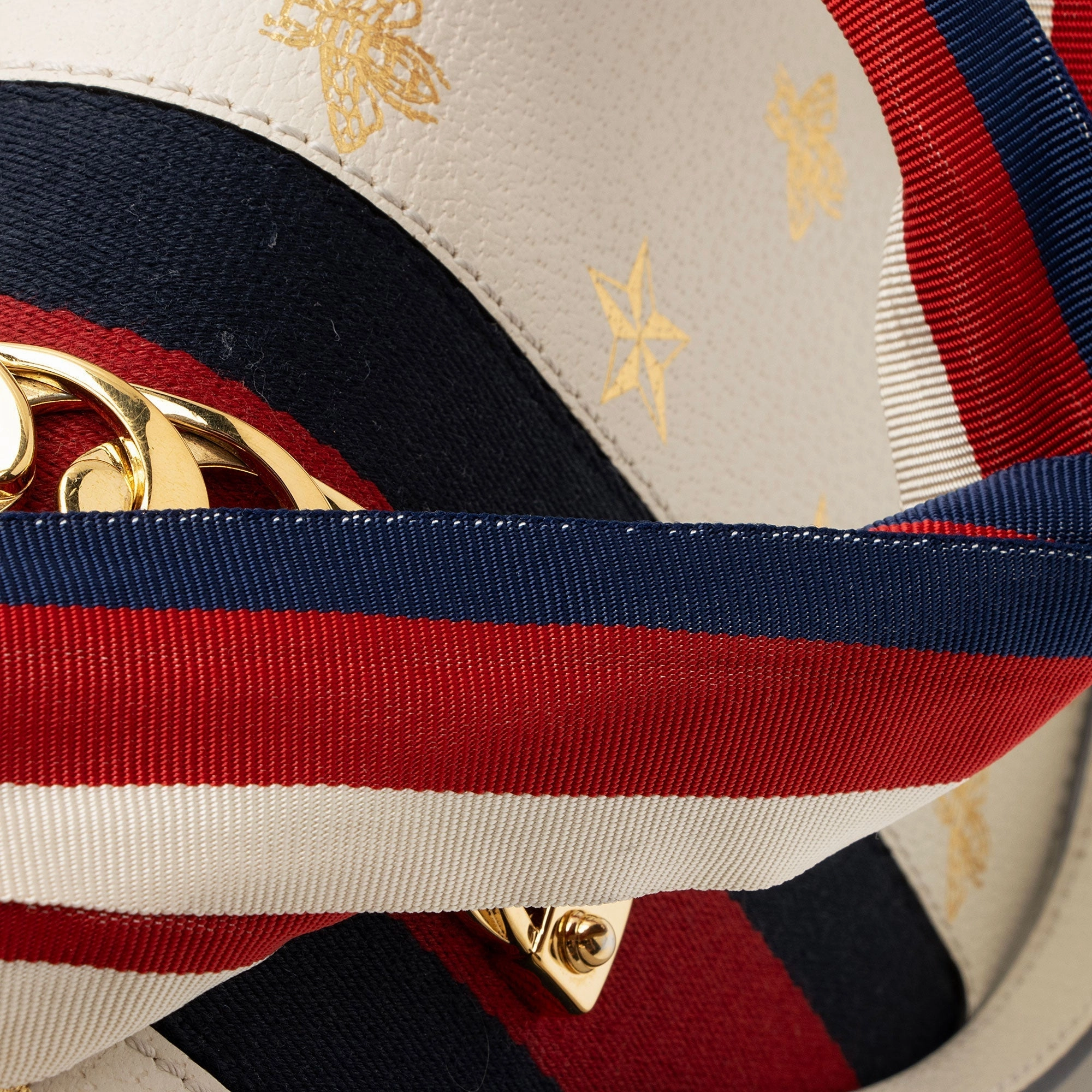 Gucci Calfskin Bee & Star Sylvie Small Shoulder Bag (SHF-IX45Hi)