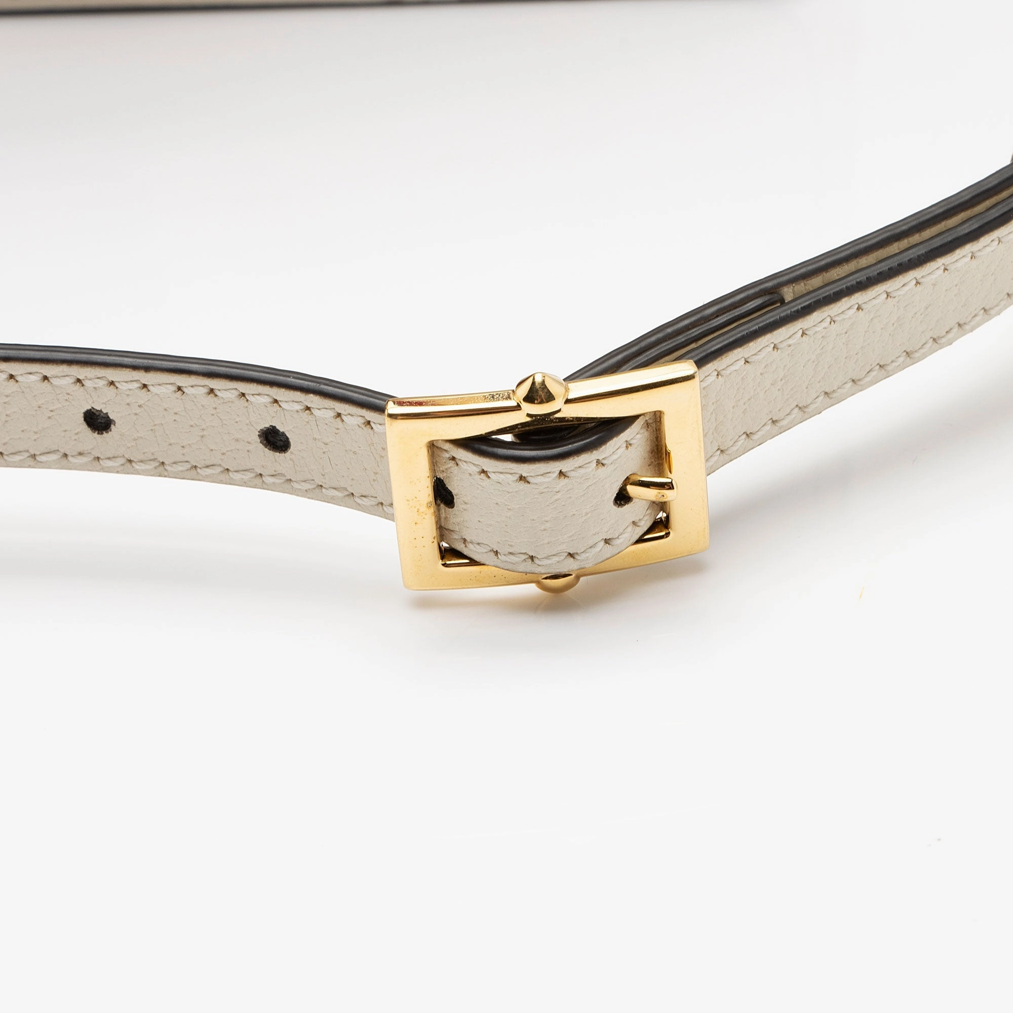 Gucci Calfskin Bee & Star Sylvie Small Shoulder Bag (SHF-IX45Hi)