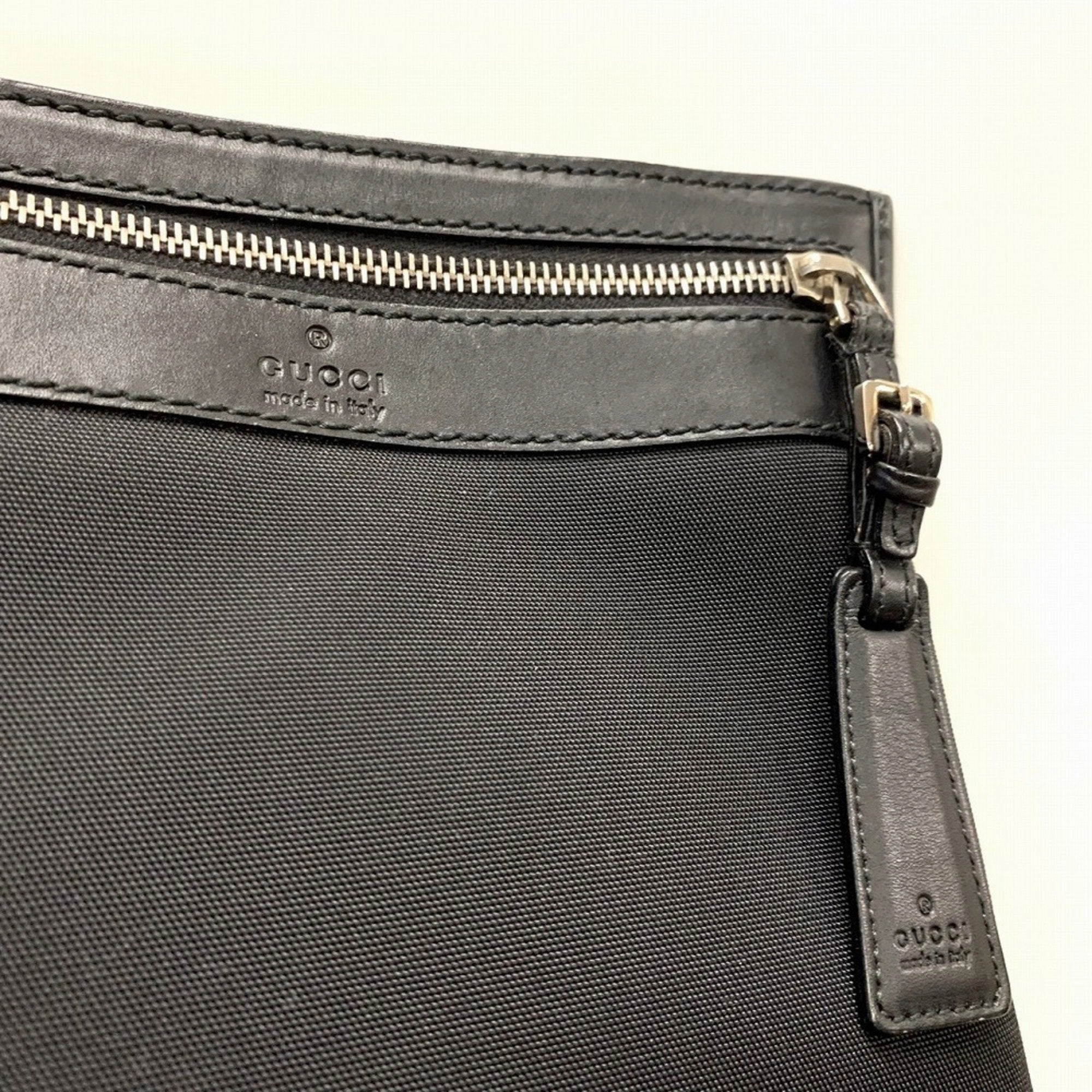 Gucci Canvas Leather Shoulder Bag Sling Bag (Pre-Owned)