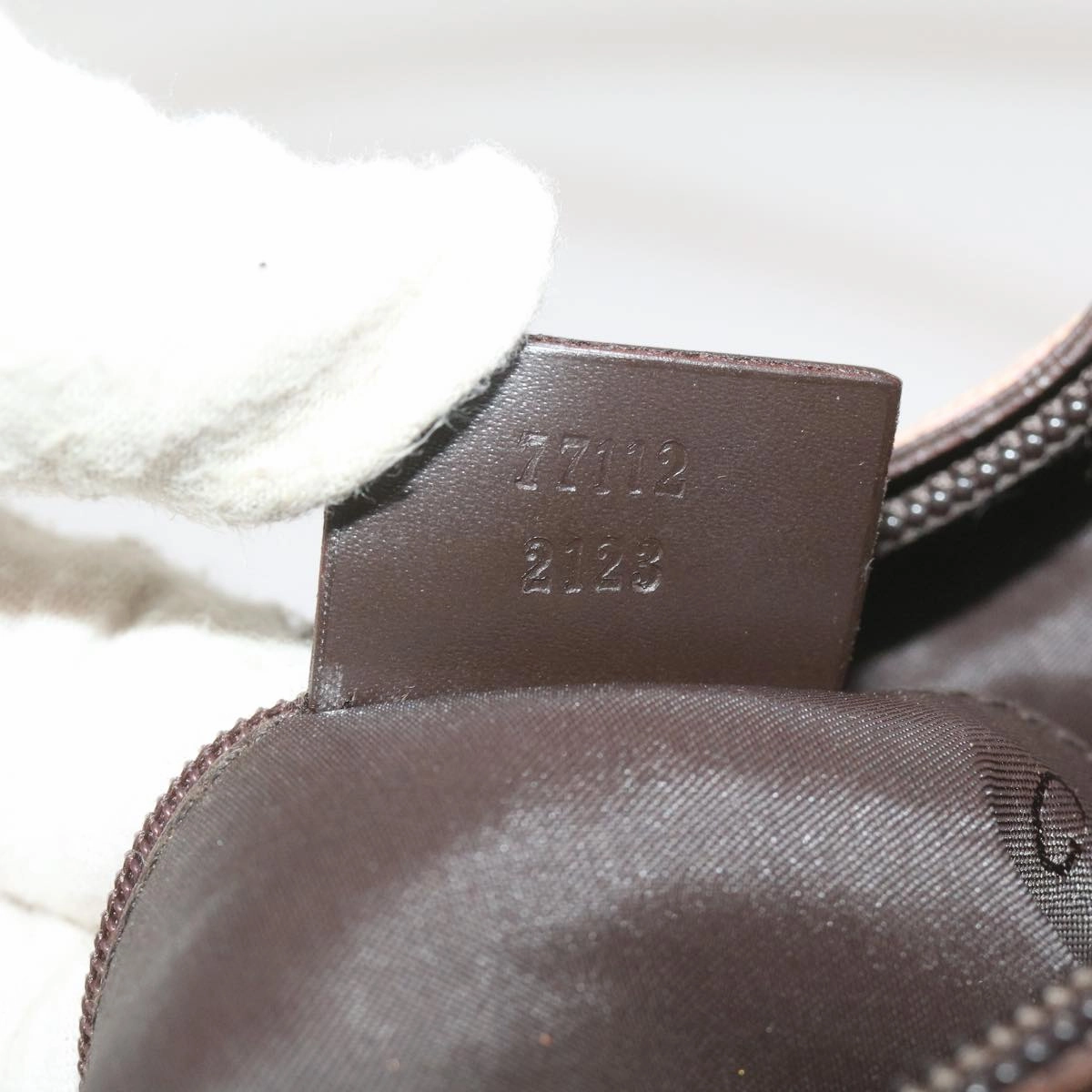 Gucci  Canvas Shoulder Bag ()