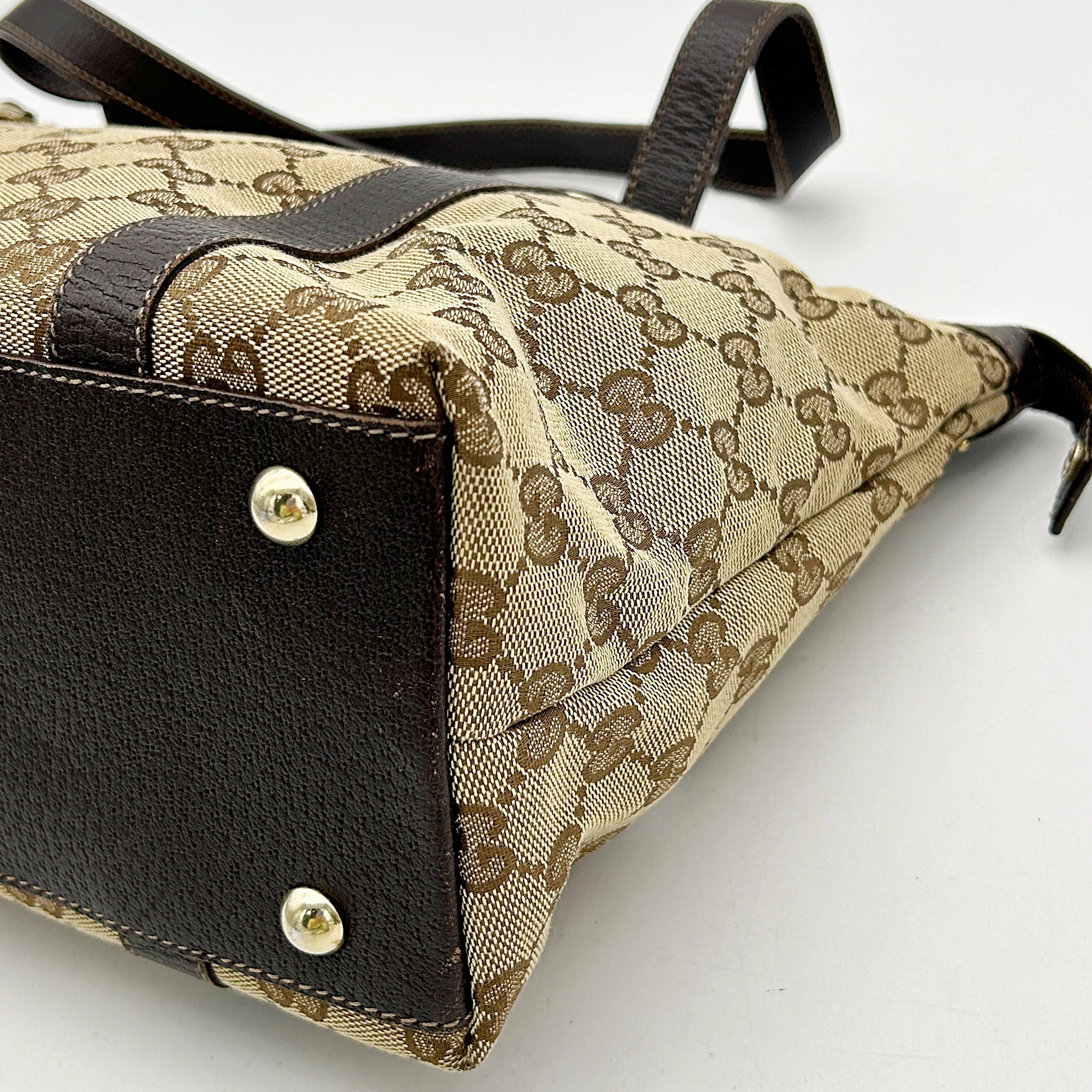 Gucci GG Canvas Abbey Medium - Totes, Handbags B03266BDU9