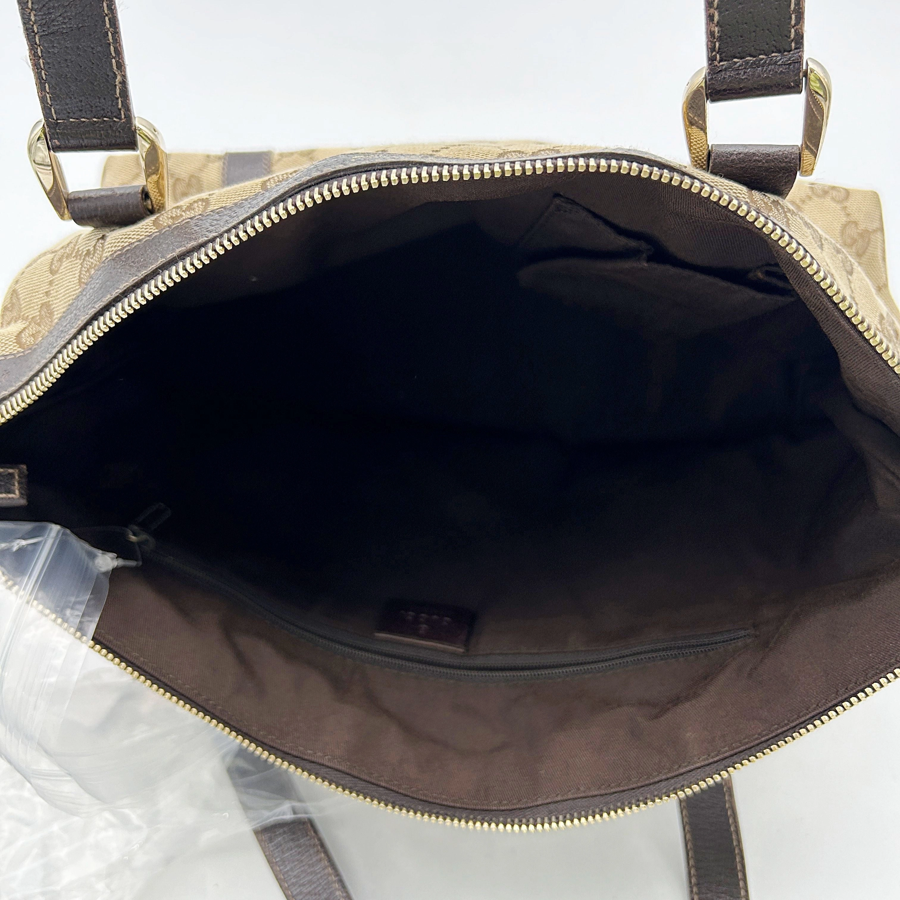 Gucci GG Canvas Abbey Medium - Totes, Handbags B03266BDU9