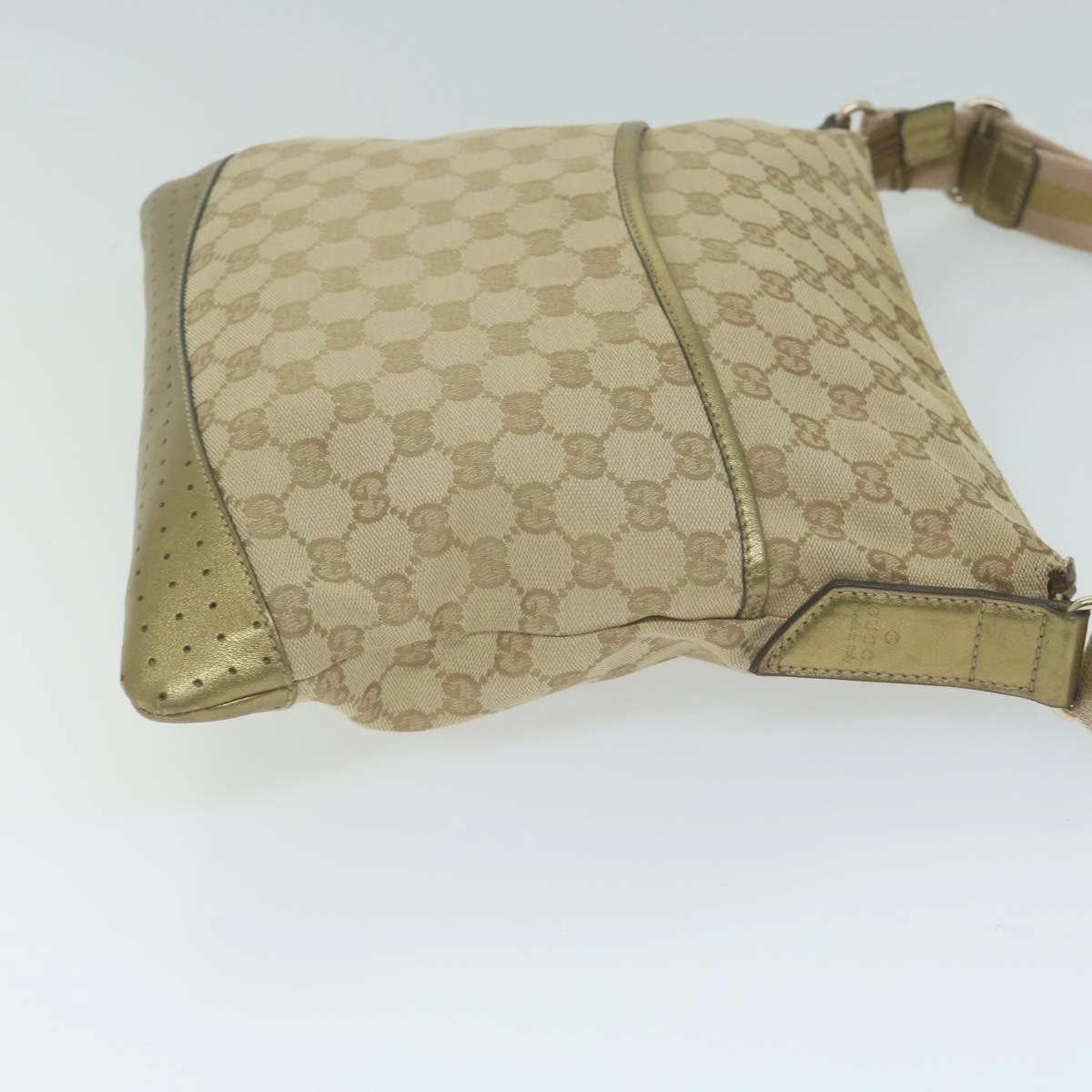 Gucci Gg Canvas  Canvas Shoulder Bag ()