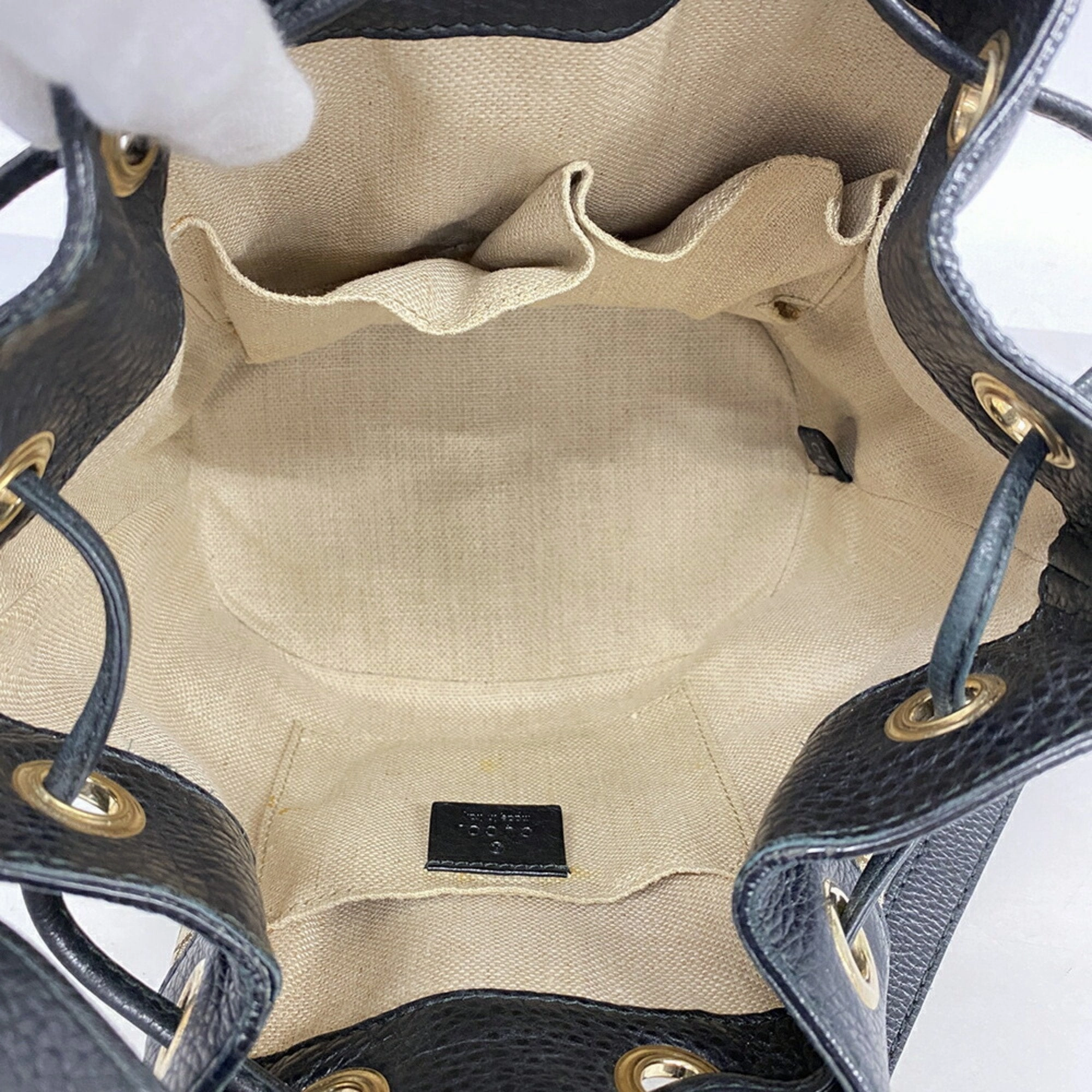 Gucci Gg Canvas  Canvas Shoulder Bag ()