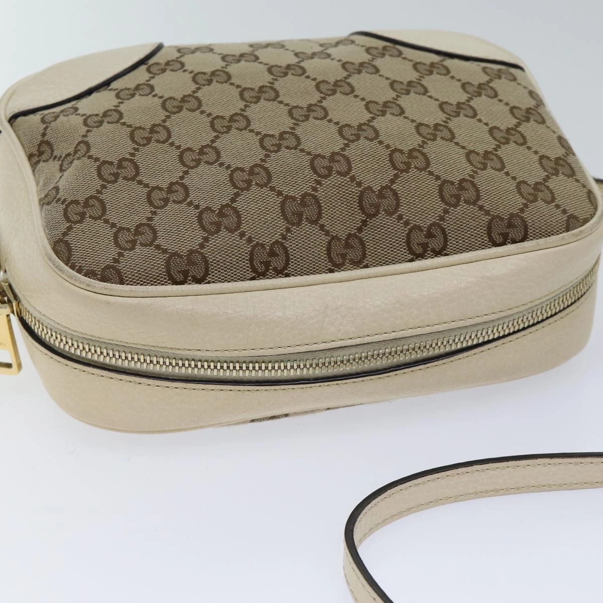 Gucci Gg Canvas  Canvas Shoulder Bag ()