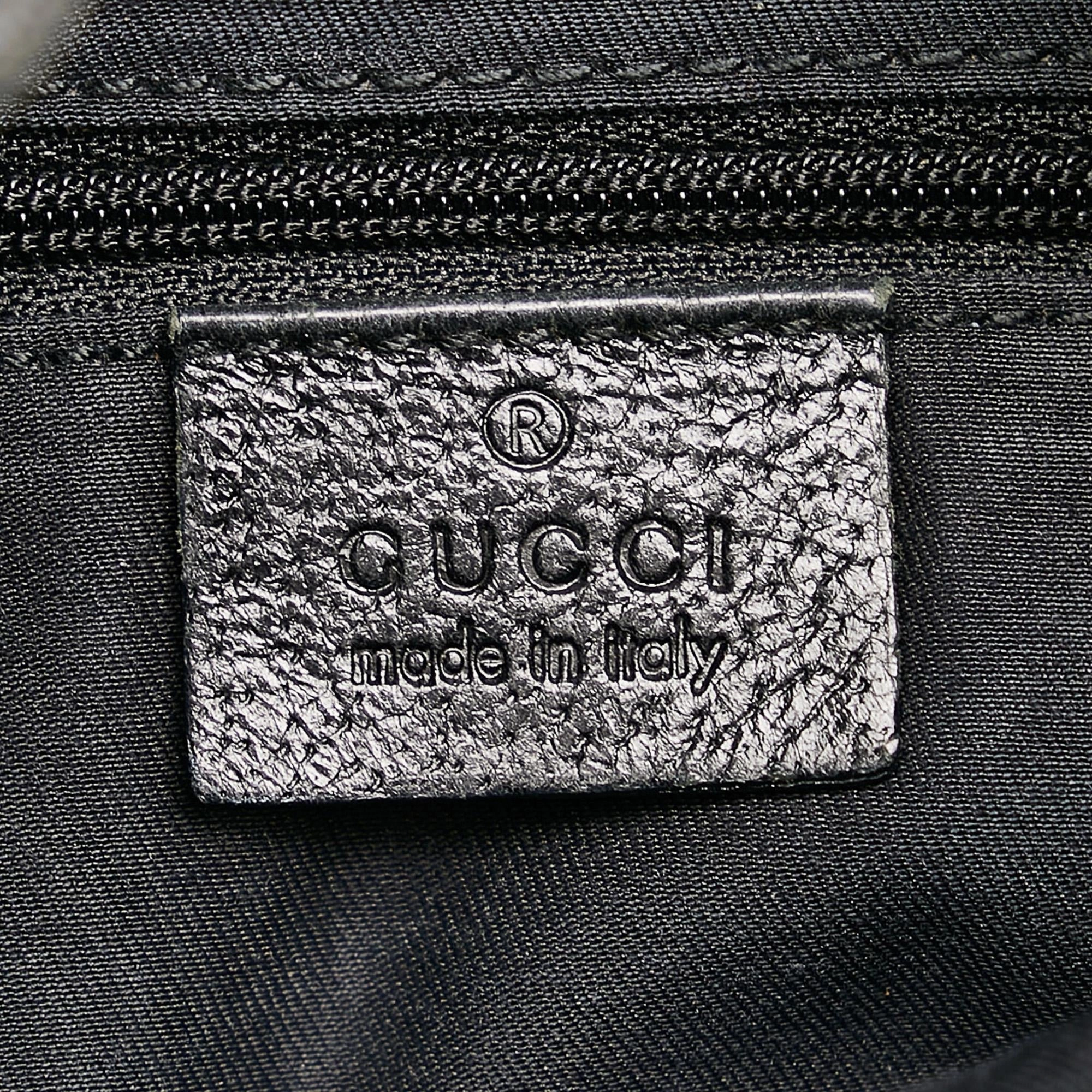 Gucci GG Canvas Drawstring Shoulder Bag (SHG-32220)