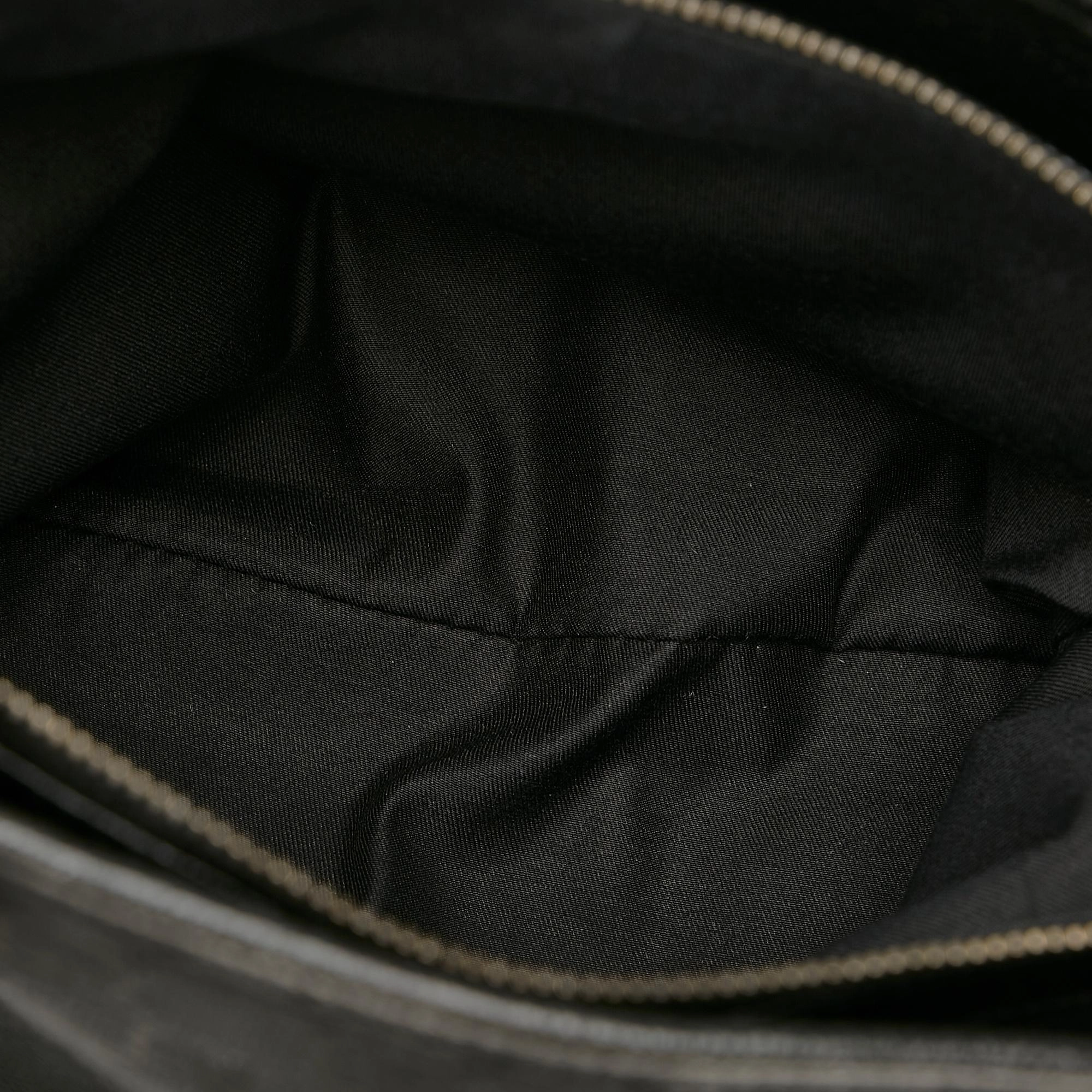 Gucci GG Canvas Eclipse Shoulder Bag (SHG-31969)