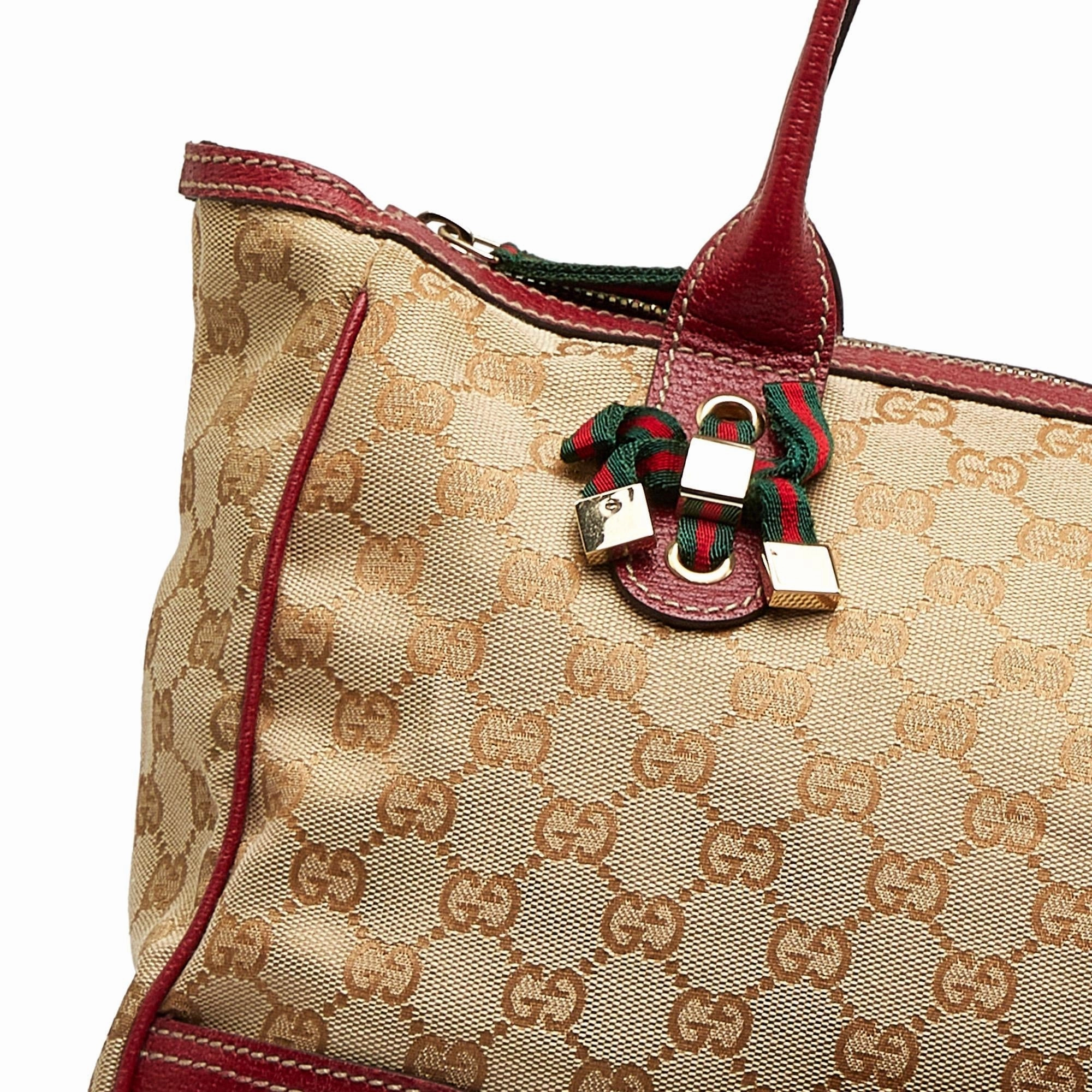 Gucci GG Canvas Princy Shoulder Bag (SHG-AimdEH)