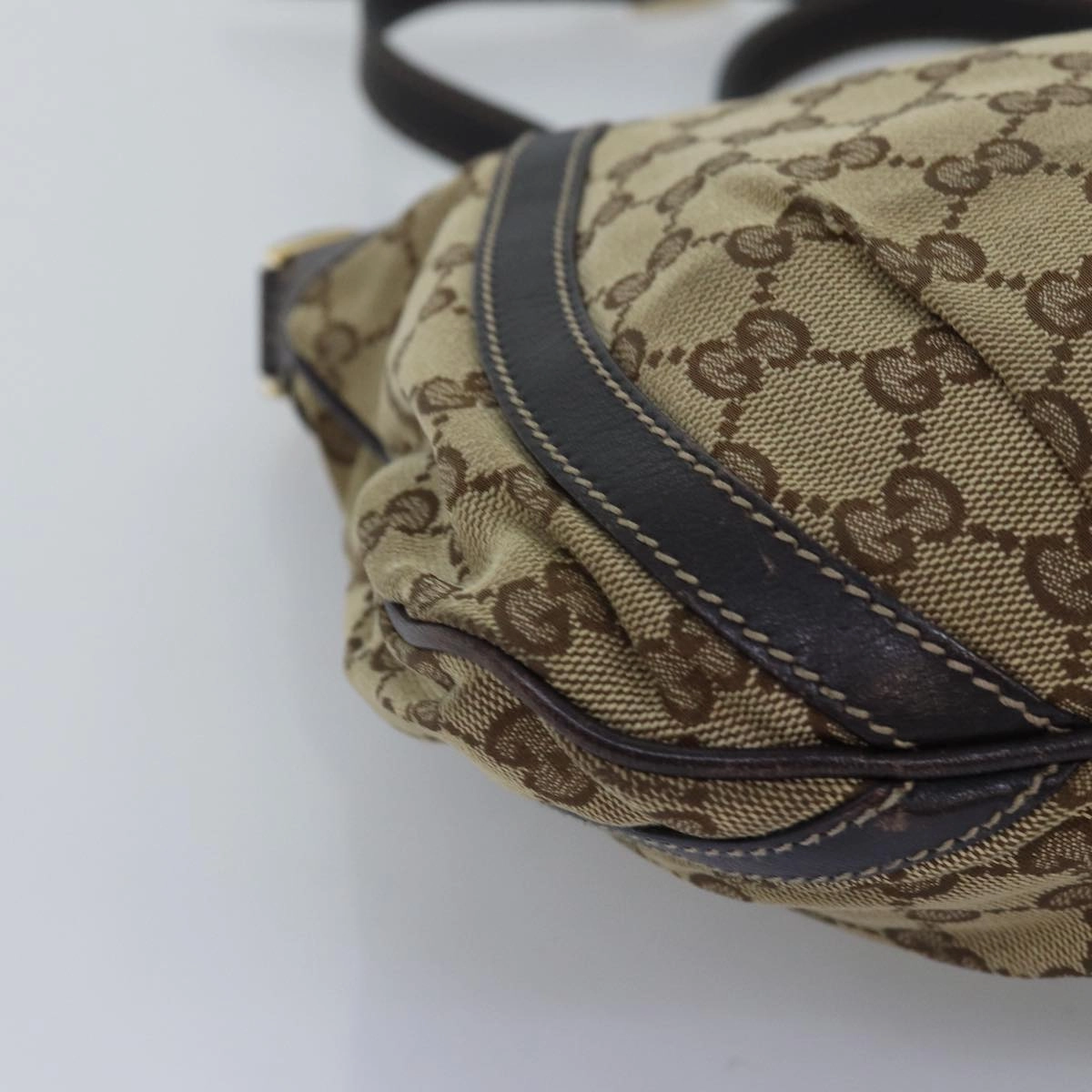 GUCCI GG Canvas Shoulder Bag Beige 203257  75598