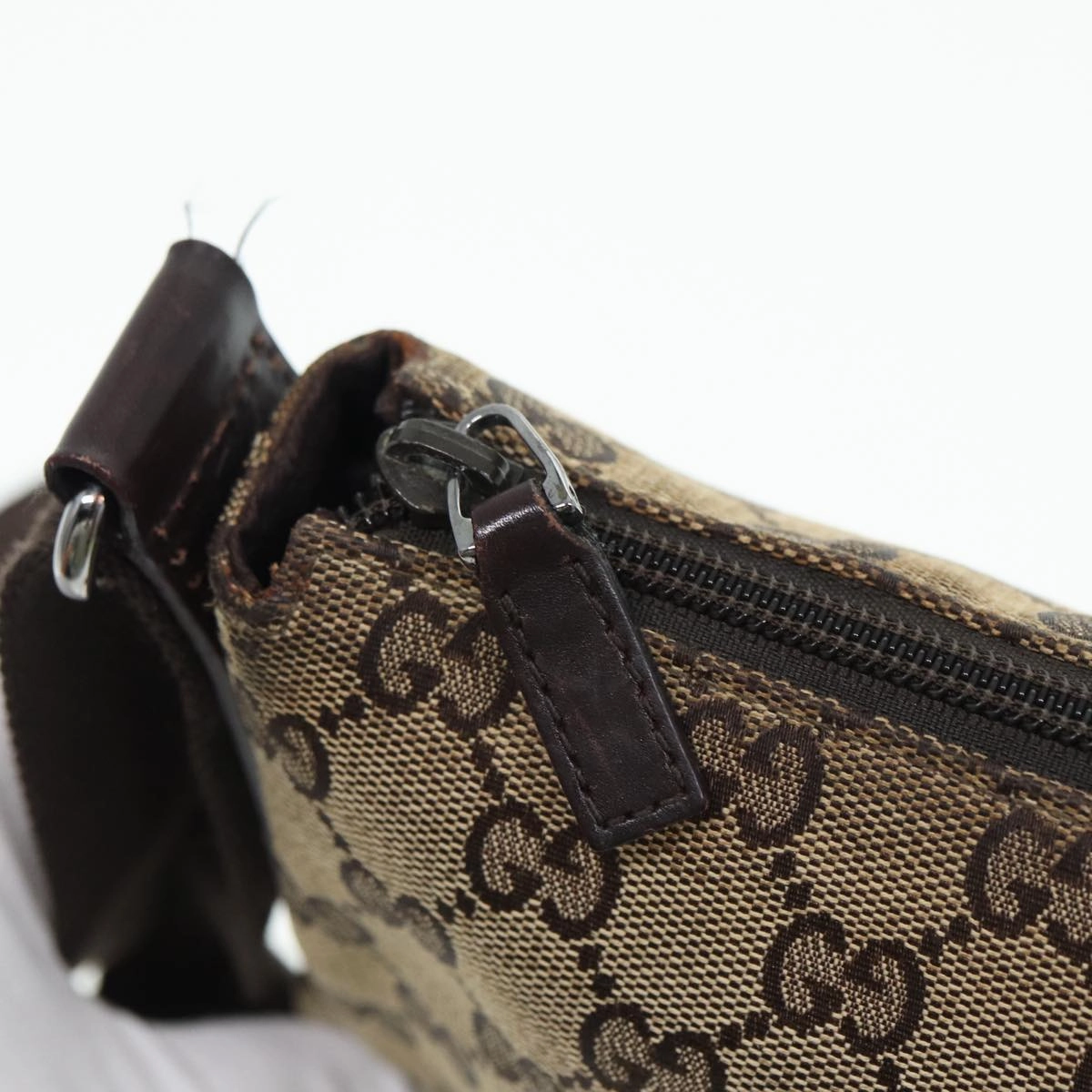 GUCCI GG Canvas Shoulder Bag Beige Brown Silver 147671  87163