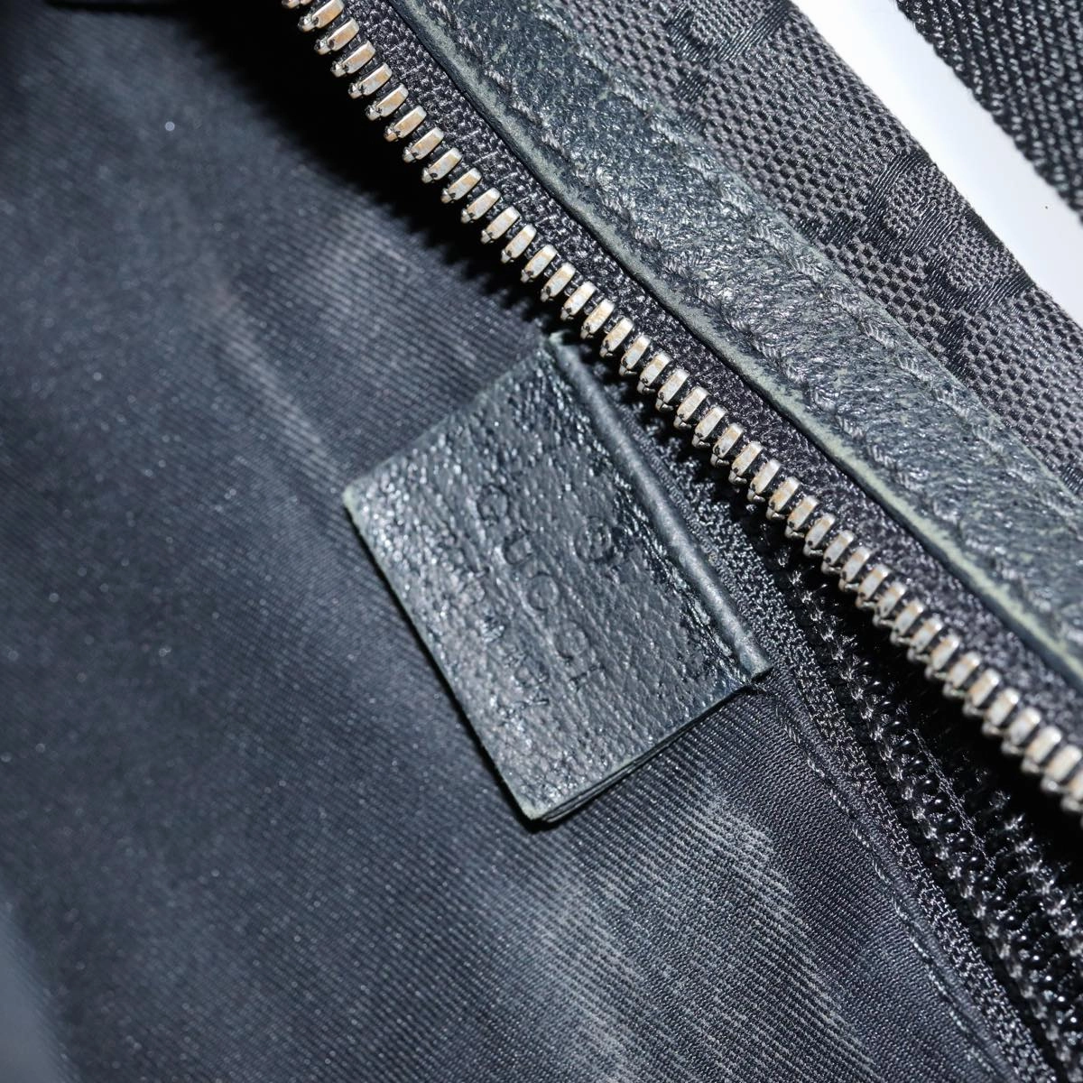 GUCCI GG Canvas Shoulder Bag Black 131211  ki4683
